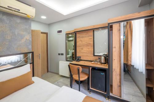 Grand Margarita Hostel