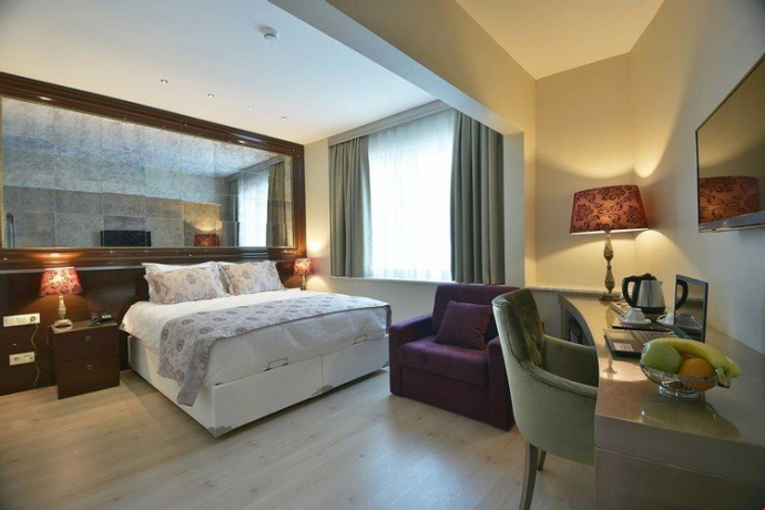 Adamel Hotel & Suite