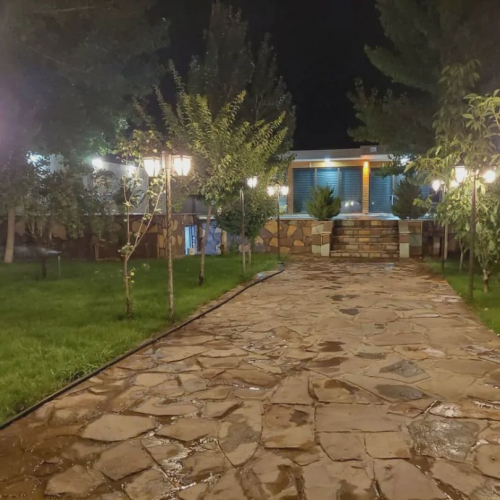  استخردار آبگرم اردیبهشت