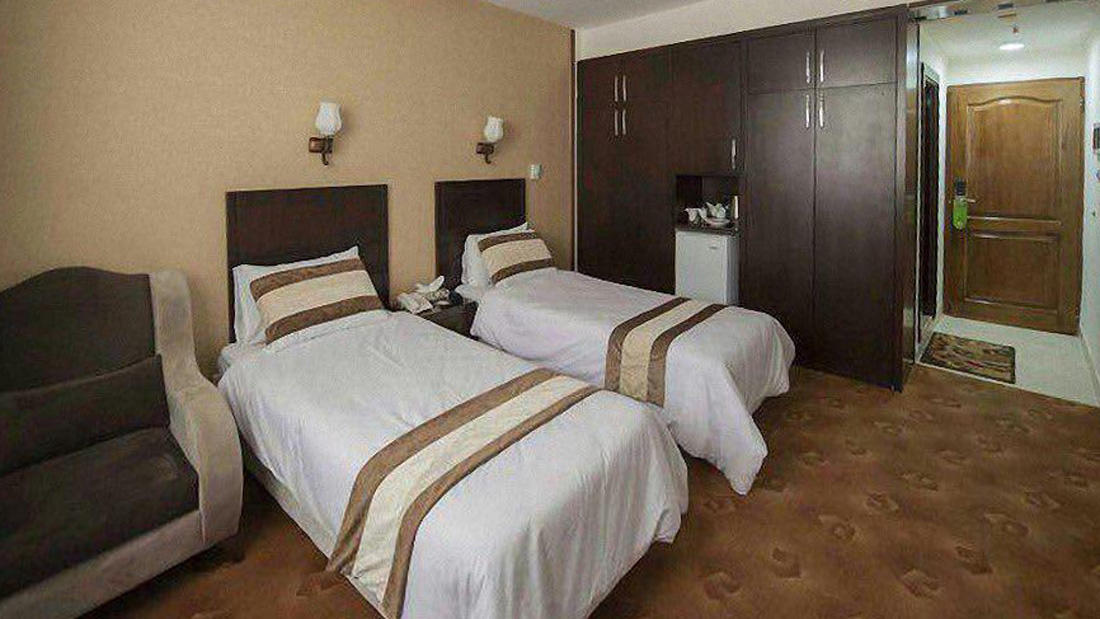 هتل زیارت مشهد اتاق دو تخته تویین