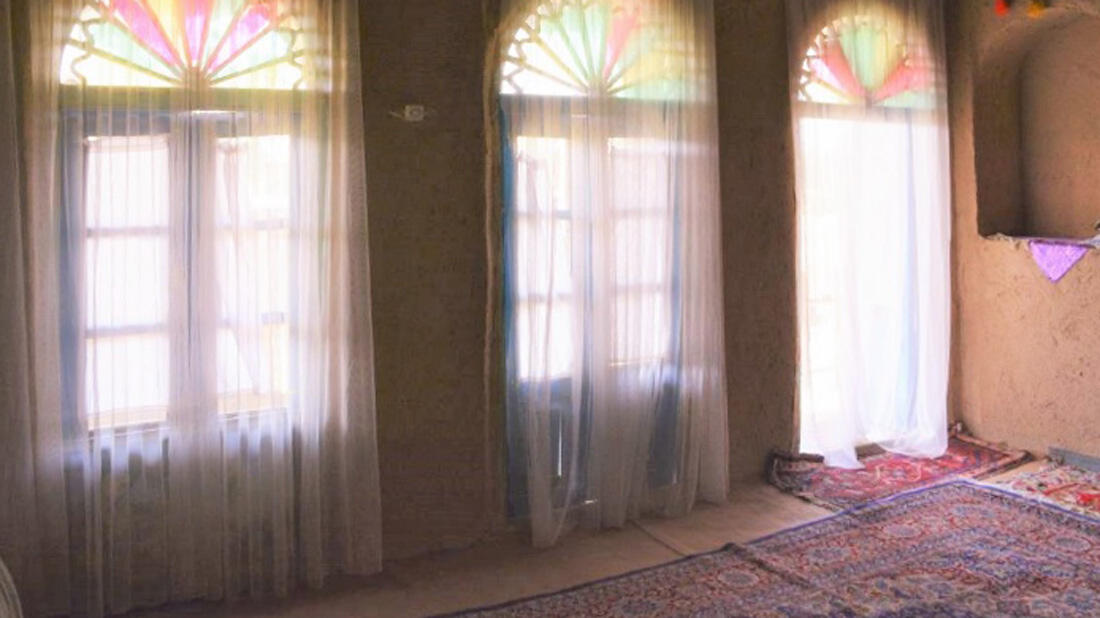 اقامتگاه بوم گردی دلنوازان همدان فضای داخلی اتاق ها