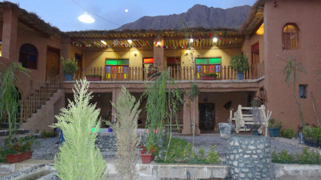 اقامتگاه بومگردی اشینه ونک فضای داخلی اقامتگاه 1 اقامتگاه بومگردی اشینه ونک فضای داخلی اقامتگاه 1