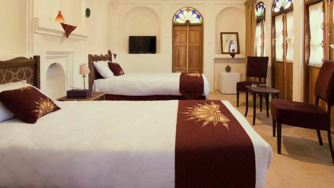 اقامتگاه سنتی آقازاده ابرکوه فضای داخلی اتاق ها 1 اقامتگاه سنتی آقازاده ابرکوه فضای داخلی اتاق ها 1