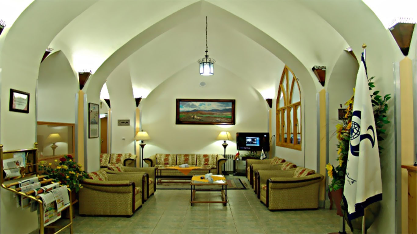 هتل جهانگردی دامغان لابی هتل جهانگردی دامغان لابی