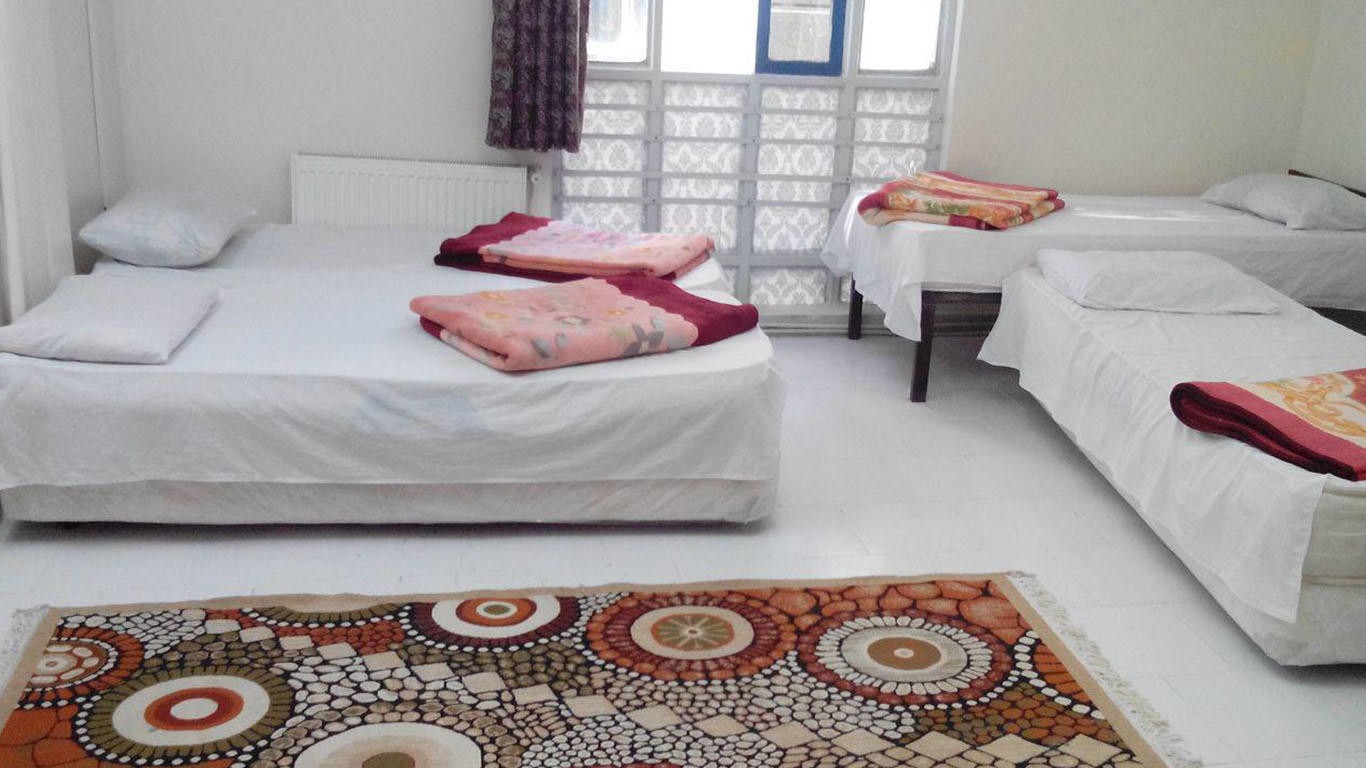 مهمانسرا دهکده مشهد فضای داخلی اتاق ها 1 مهمانسرا دهکده مشهد فضای داخلی اتاق ها 1