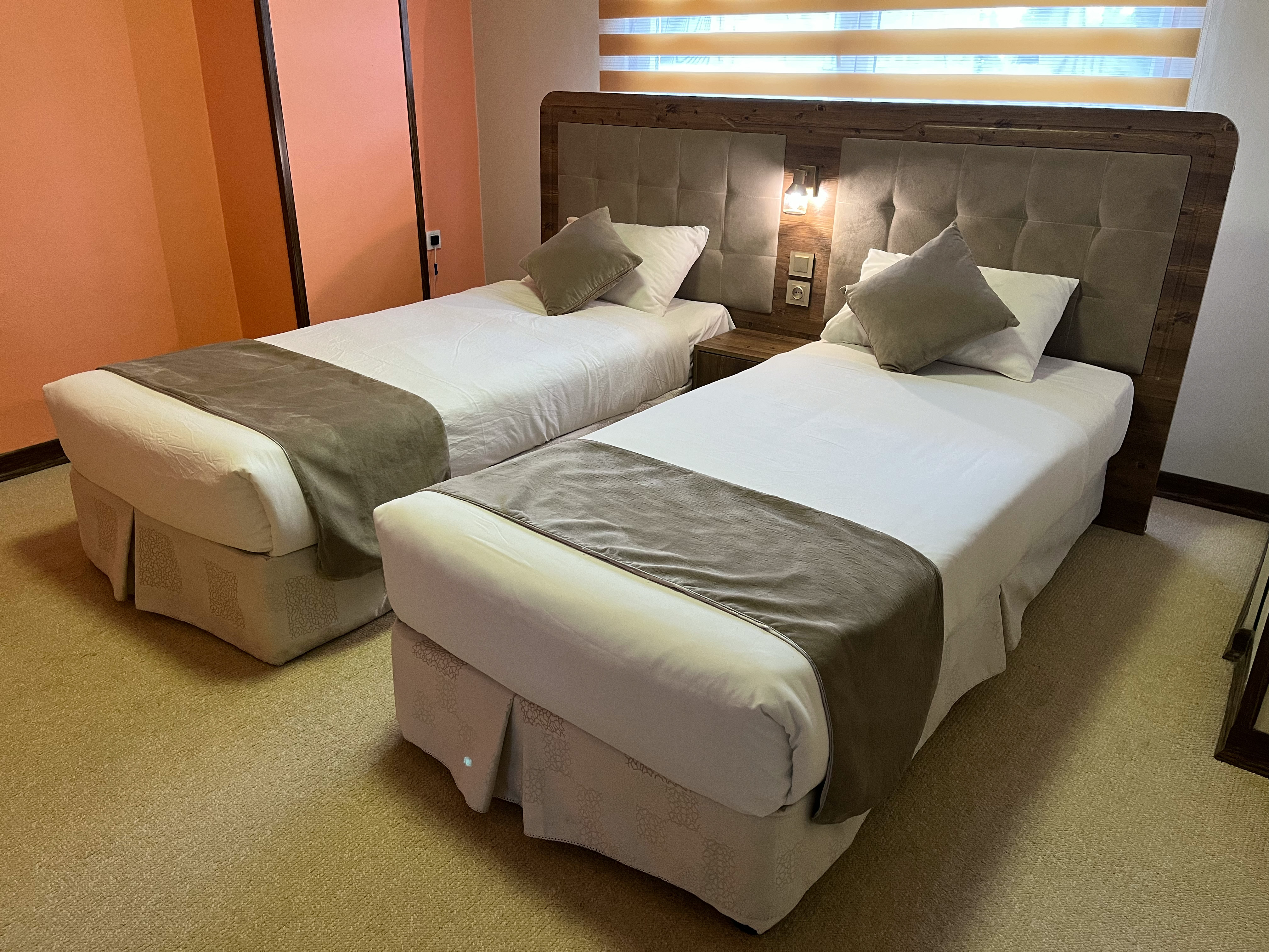 Matin Toranj Hotel