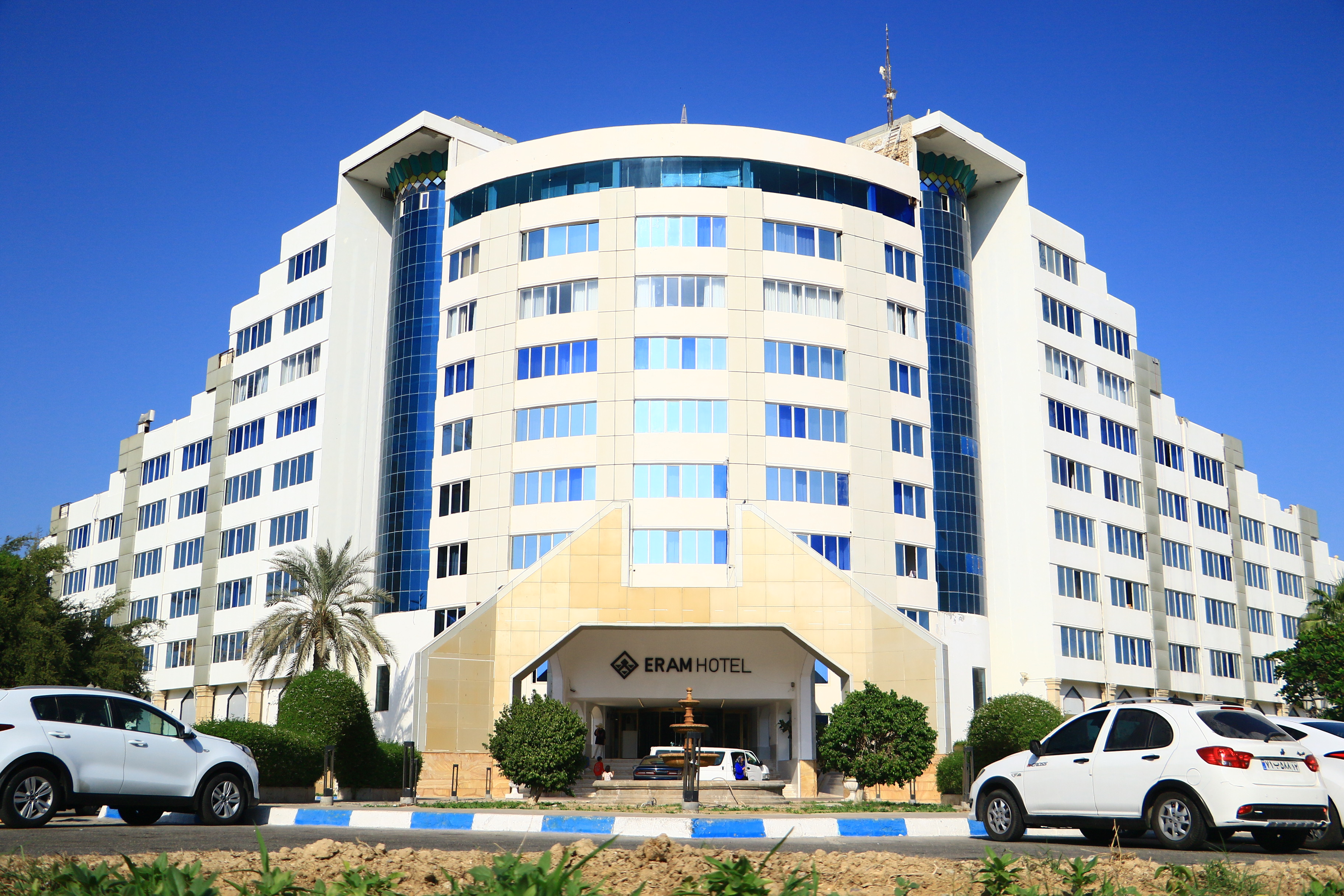 هتل ارم 4 ستاره کیش نمای بیرونی