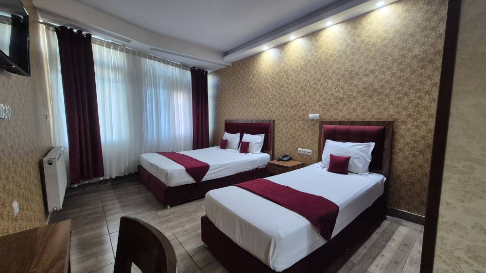 Aran Hotel Tehran, Tehran — photo 1