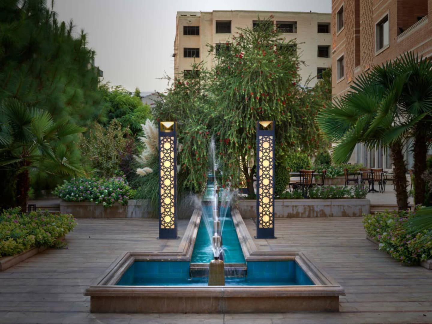 هتل زندیه شیراز فضای داخلی هتل