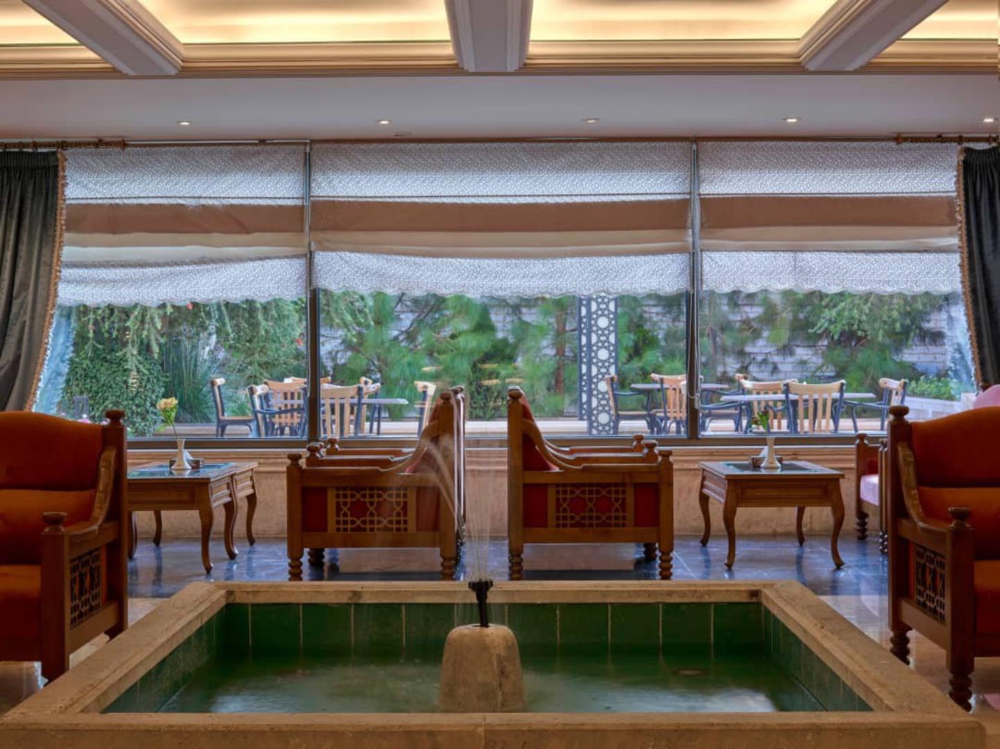 هتل زندیه شیراز فضای داخلی هتل