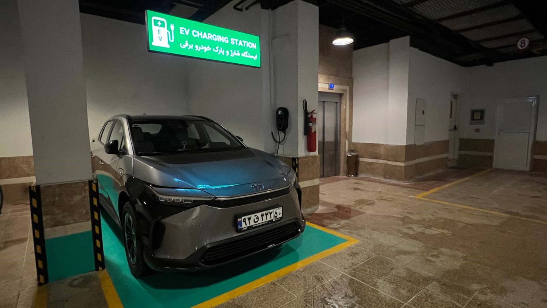 هتل الیزه شیراز ماشین شارژ