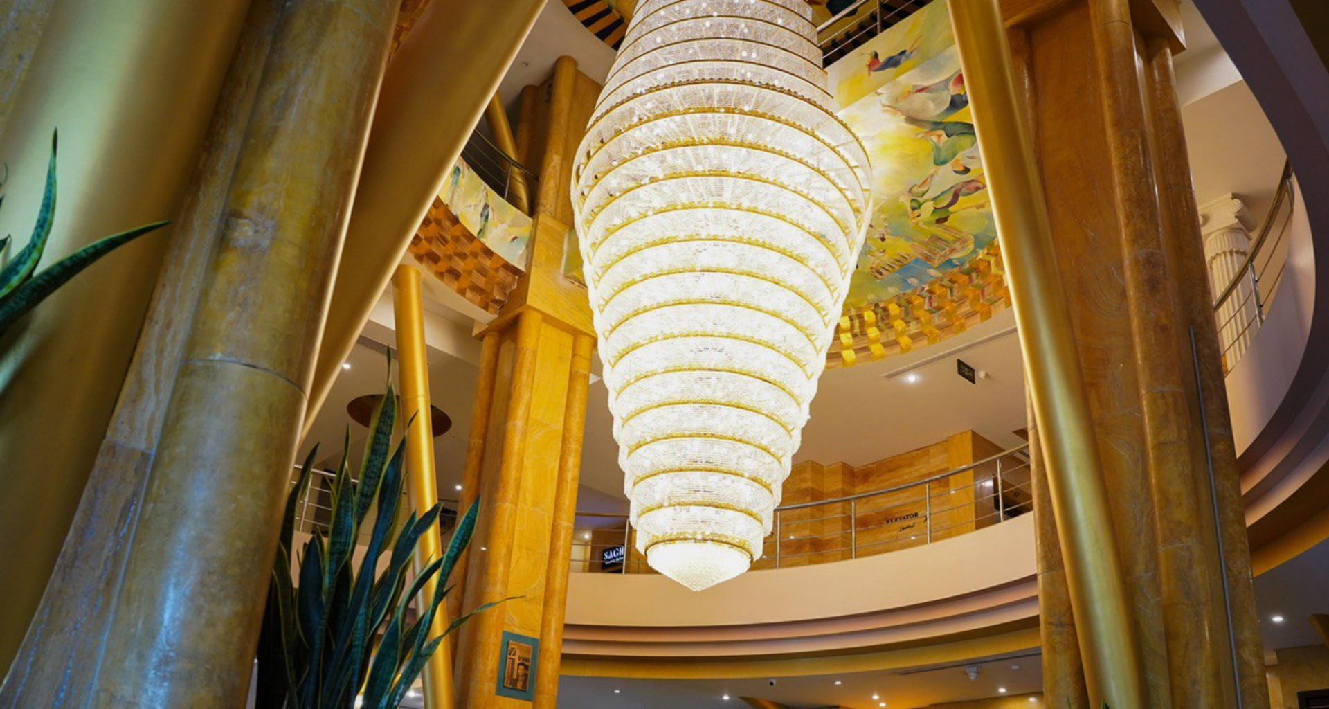 هتل چمران شیراز لابی