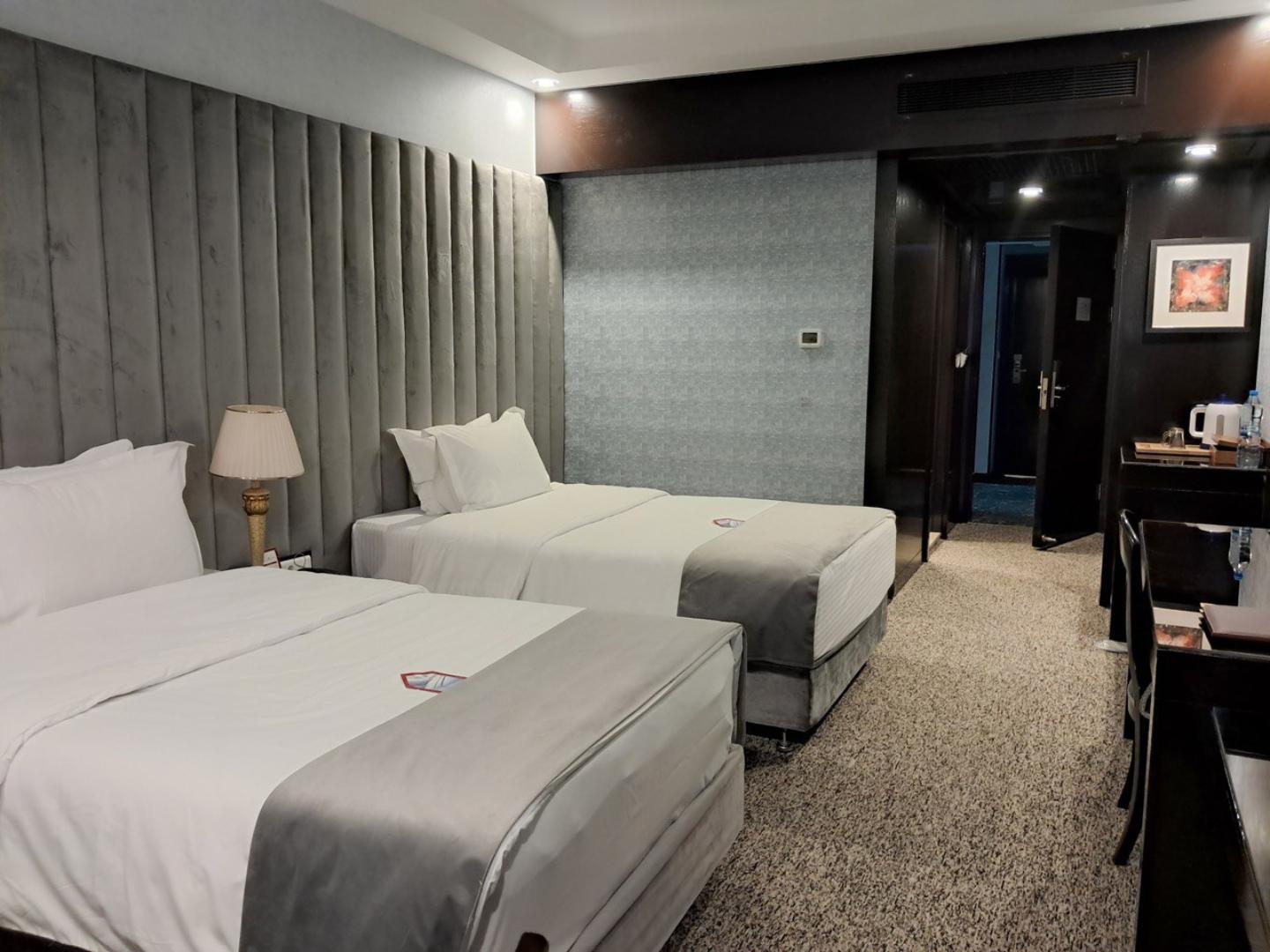 هتل چمران شیراز فضای داخلی اتاق‌ها