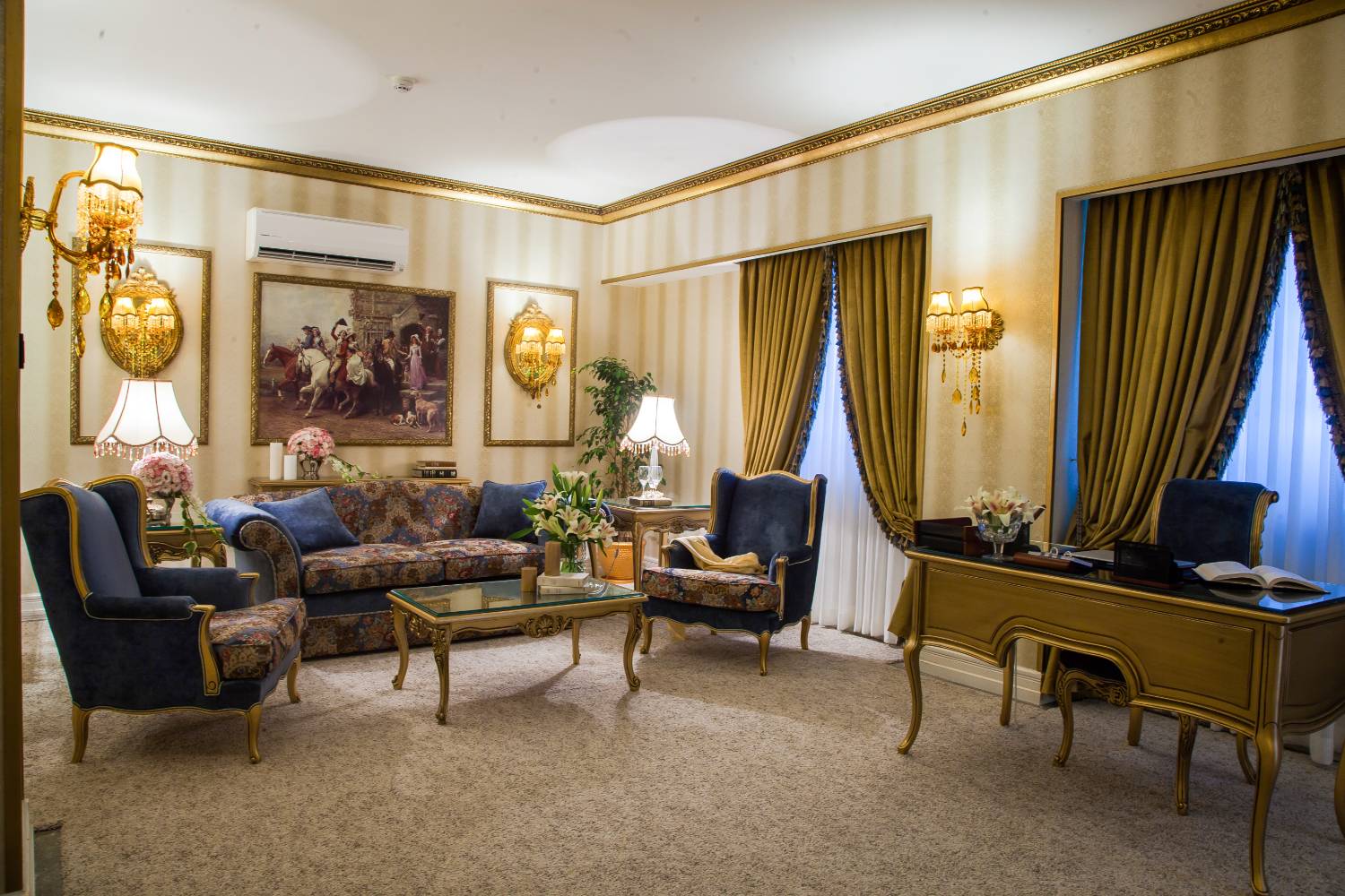 Ghasr International Hotel