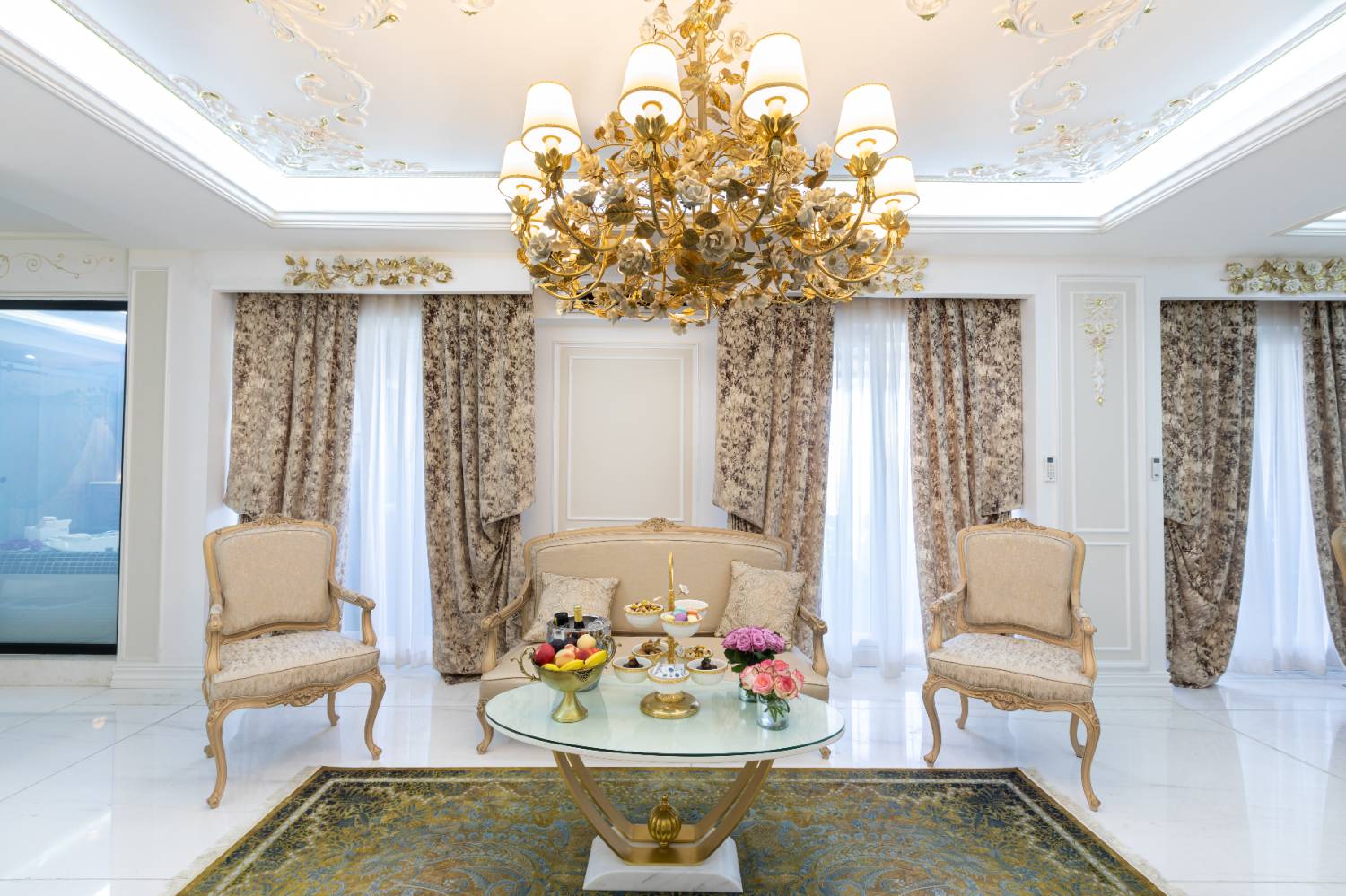 Ghasr International Hotel