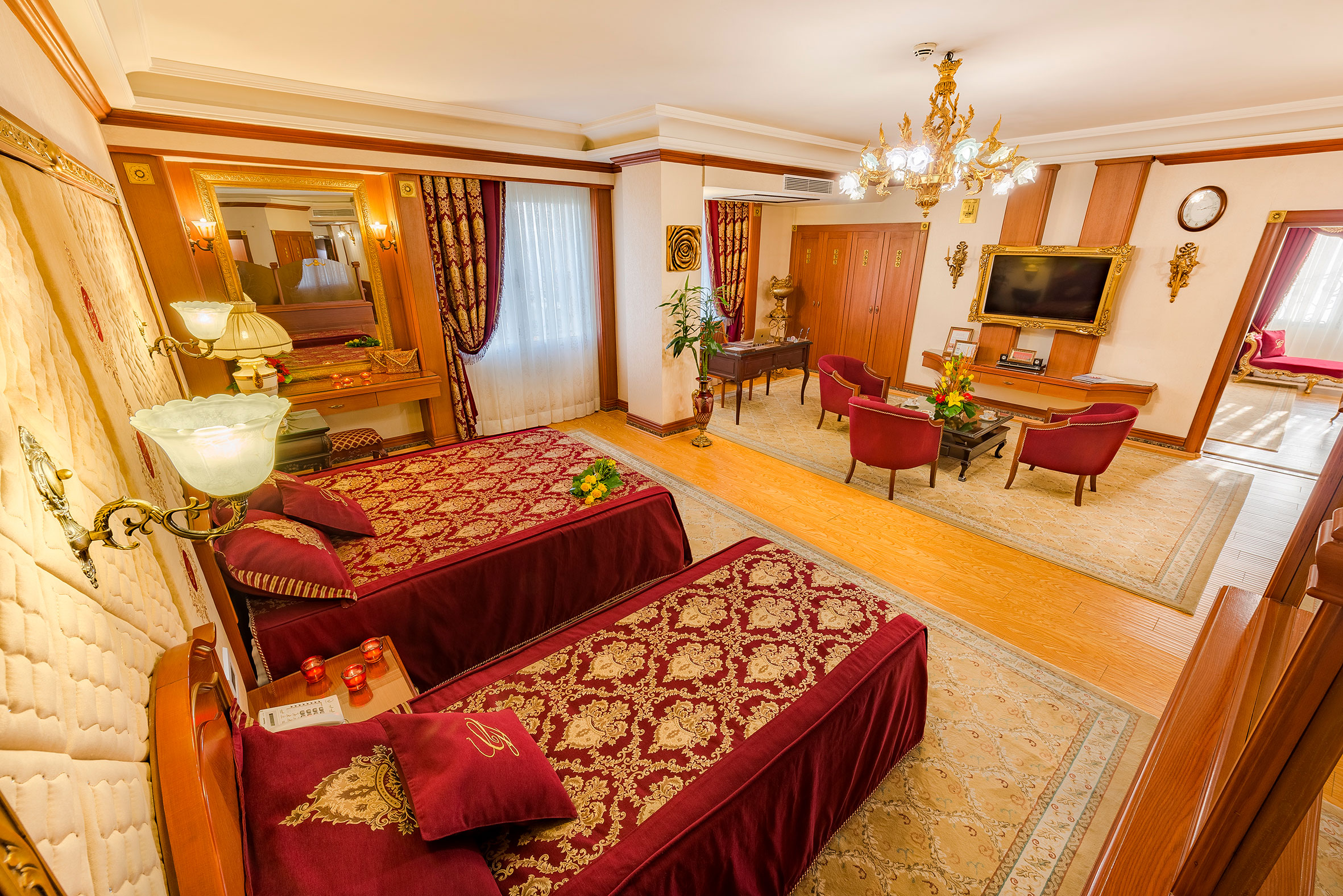 Golden Palace Hotel