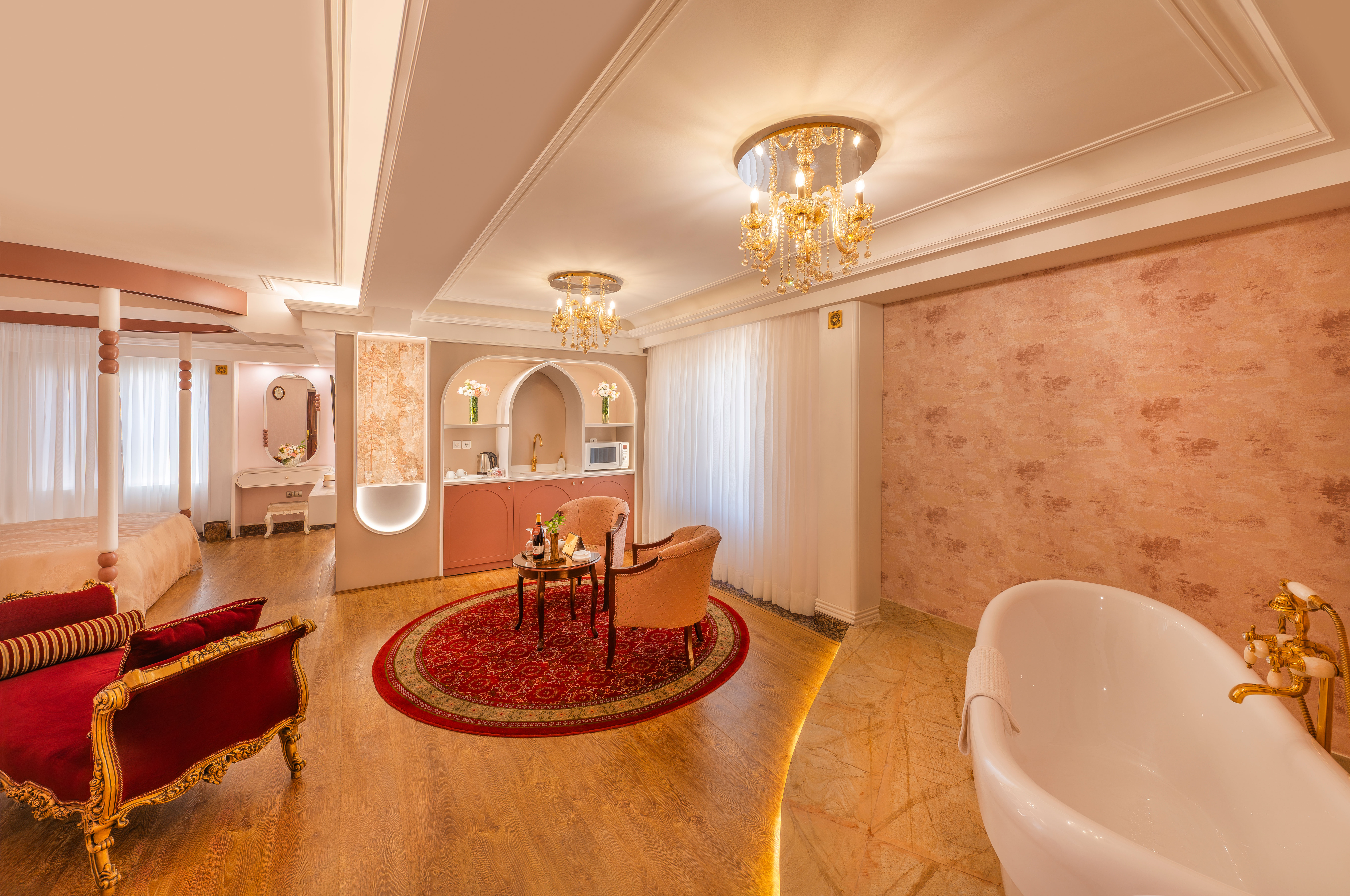 Golden Palace Hotel
