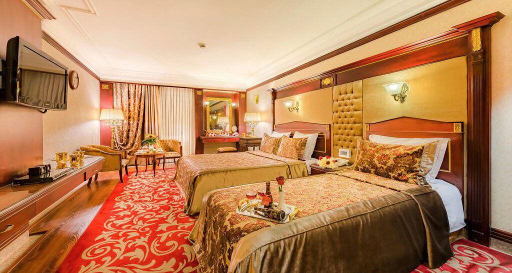 Golden Palace Hotel