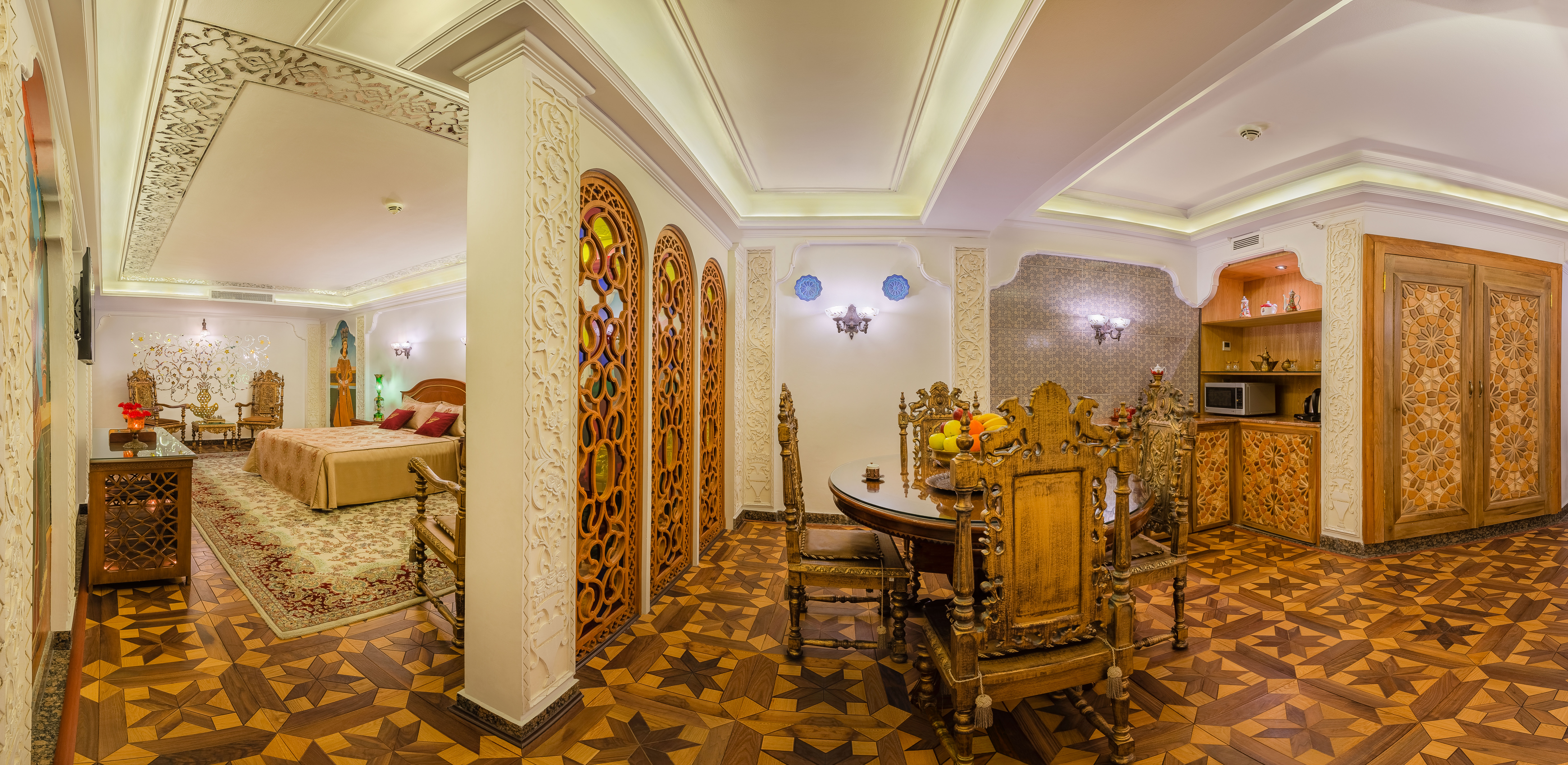 Golden Palace Hotel