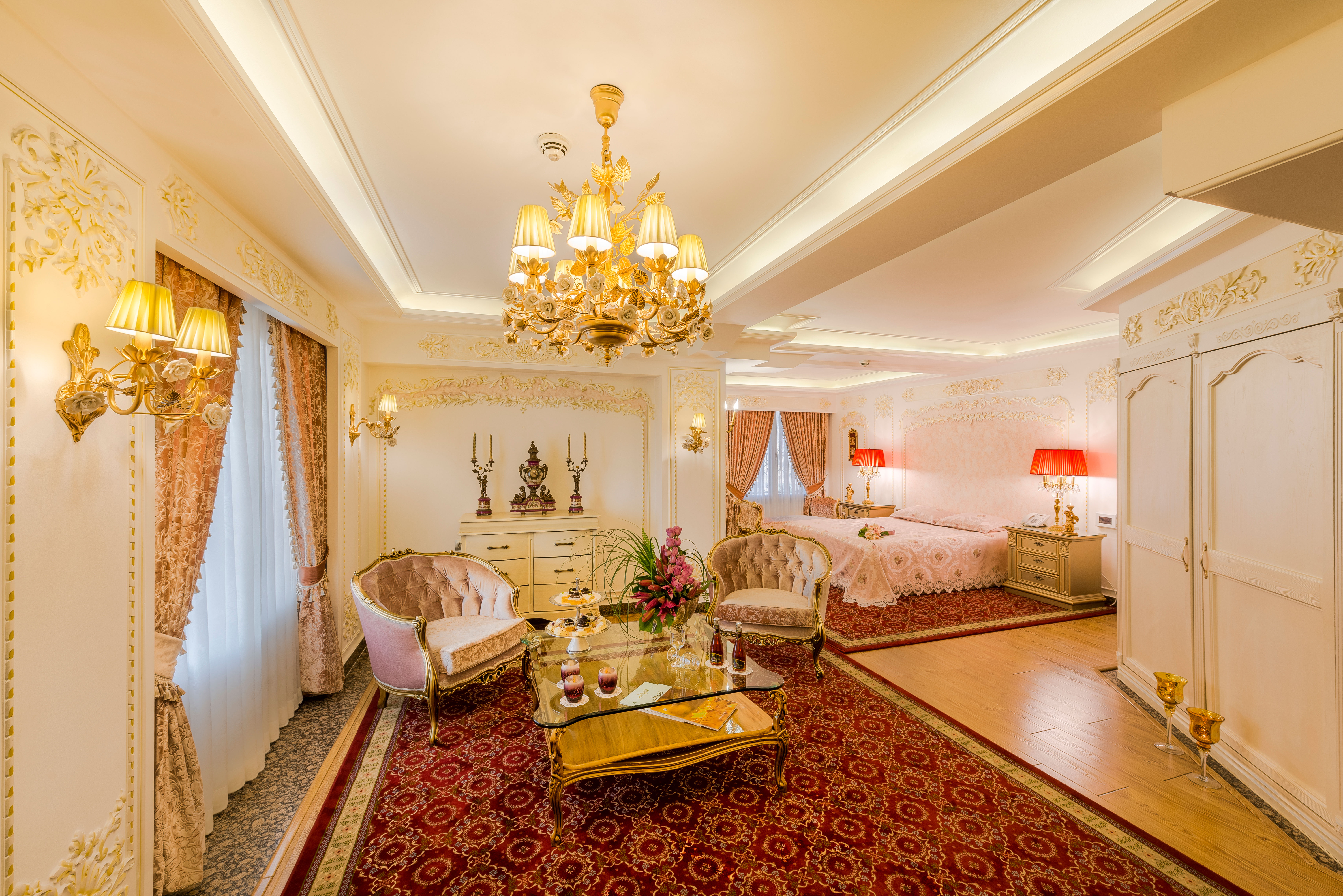 Golden Palace Hotel