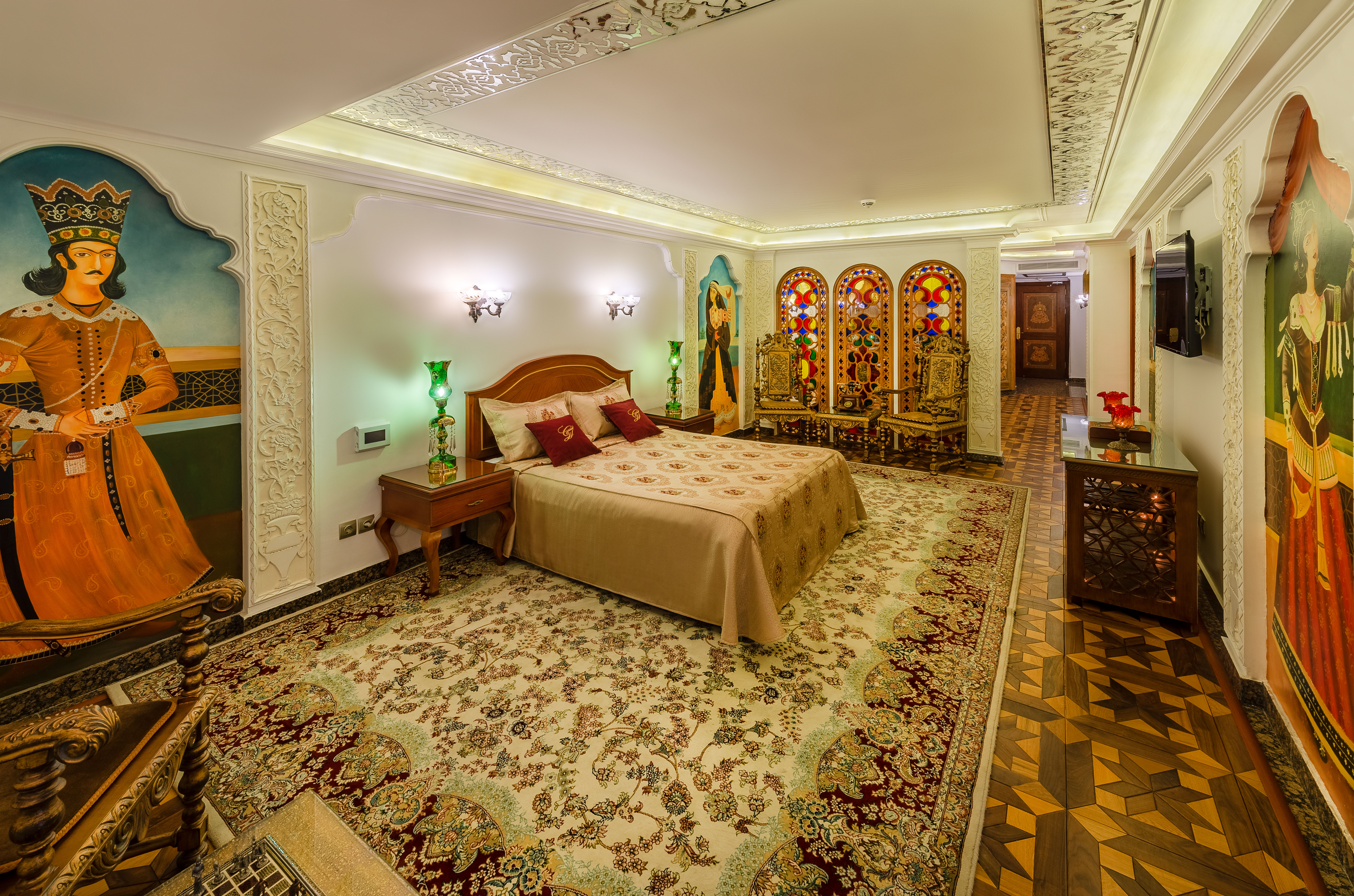 Golden Palace Hotel