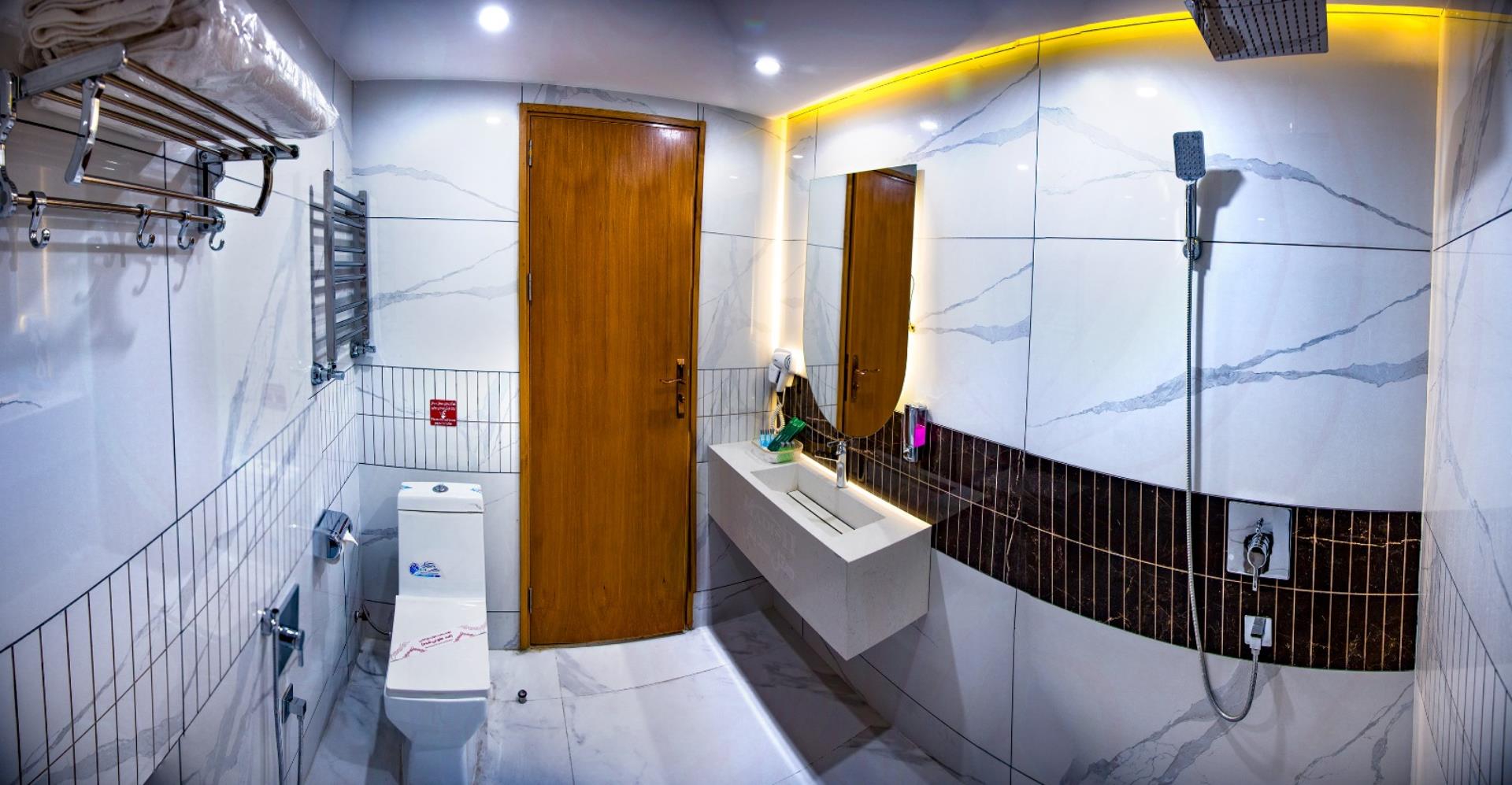 هتل هدیش شیراز سرویس بهداشتی اتاق‌ها