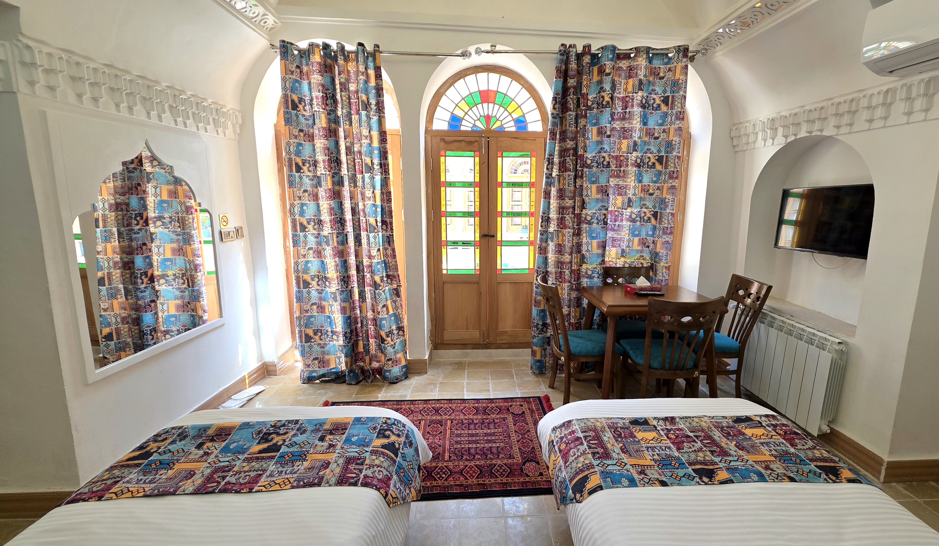 Malamir Hotel