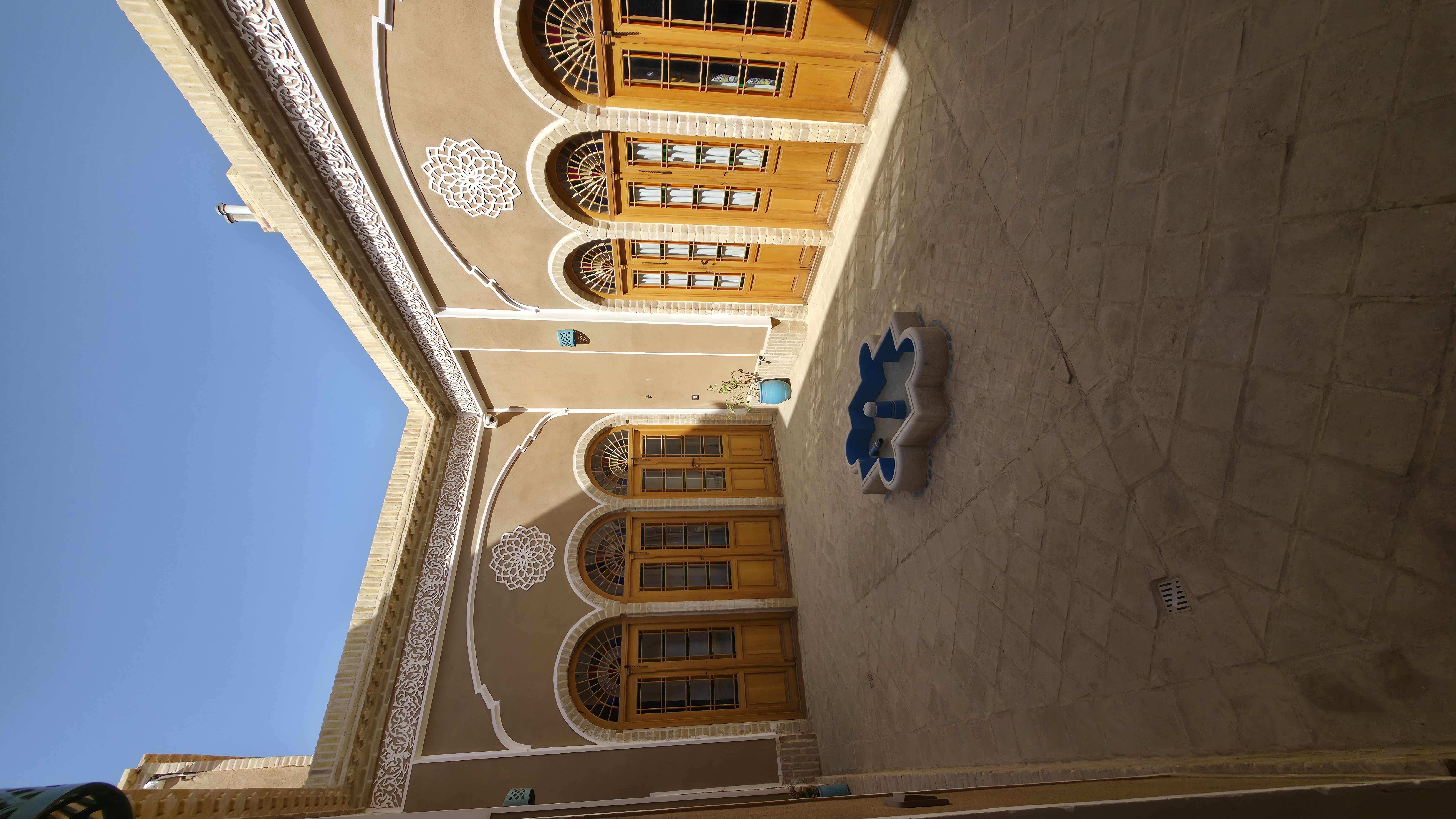 Malamir Hotel