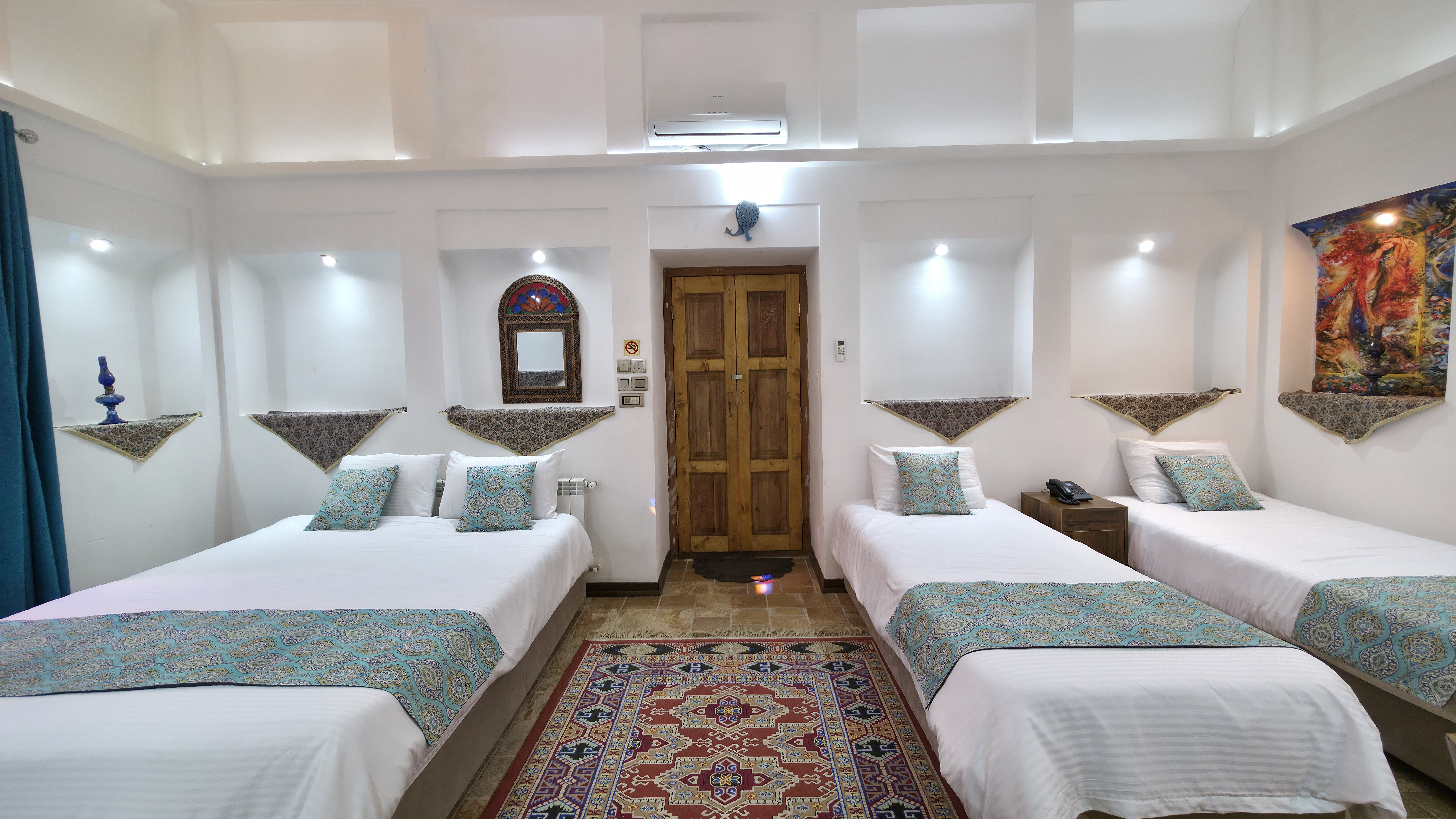 Malamir Hotel