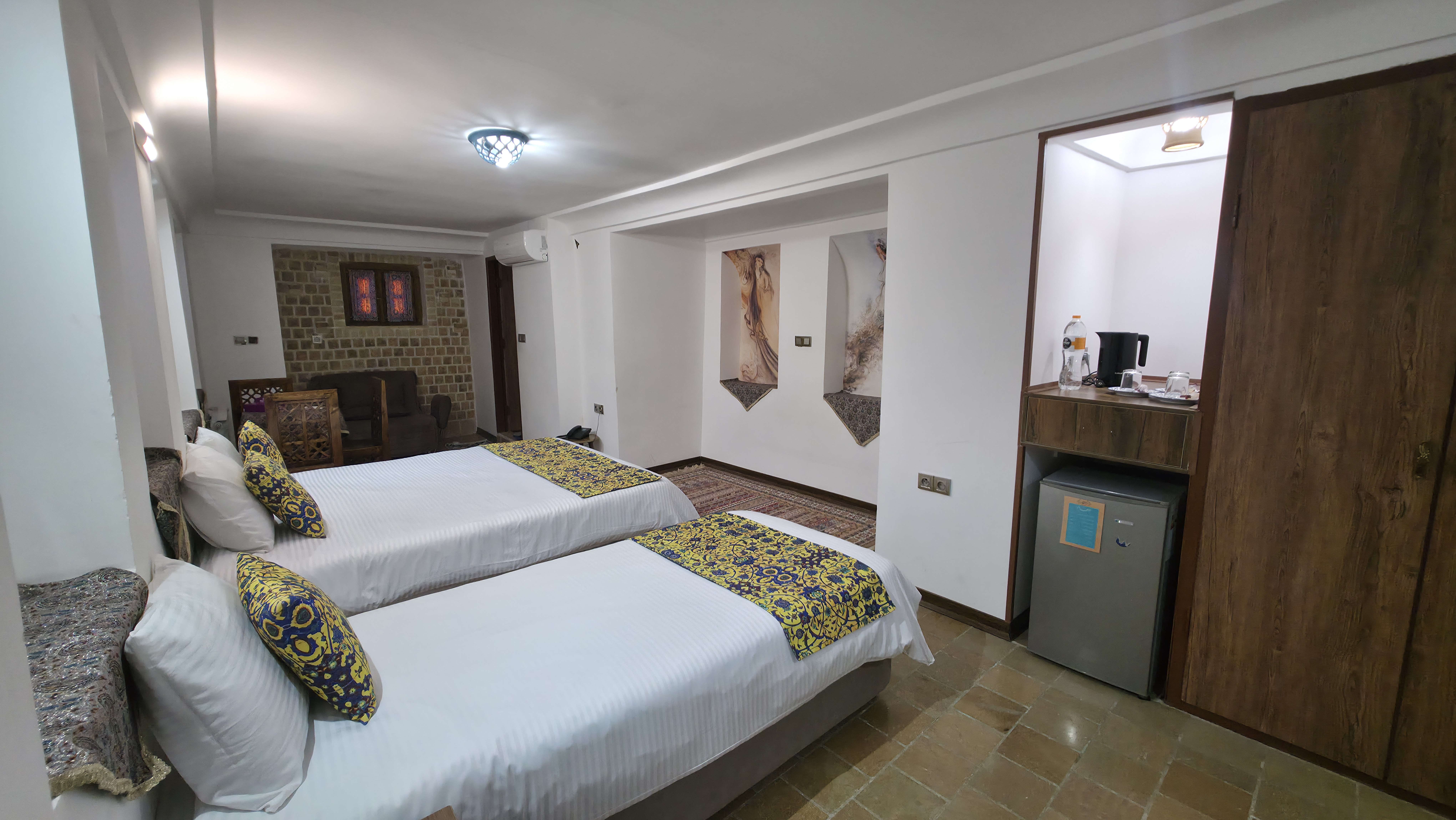 Malamir Hotel