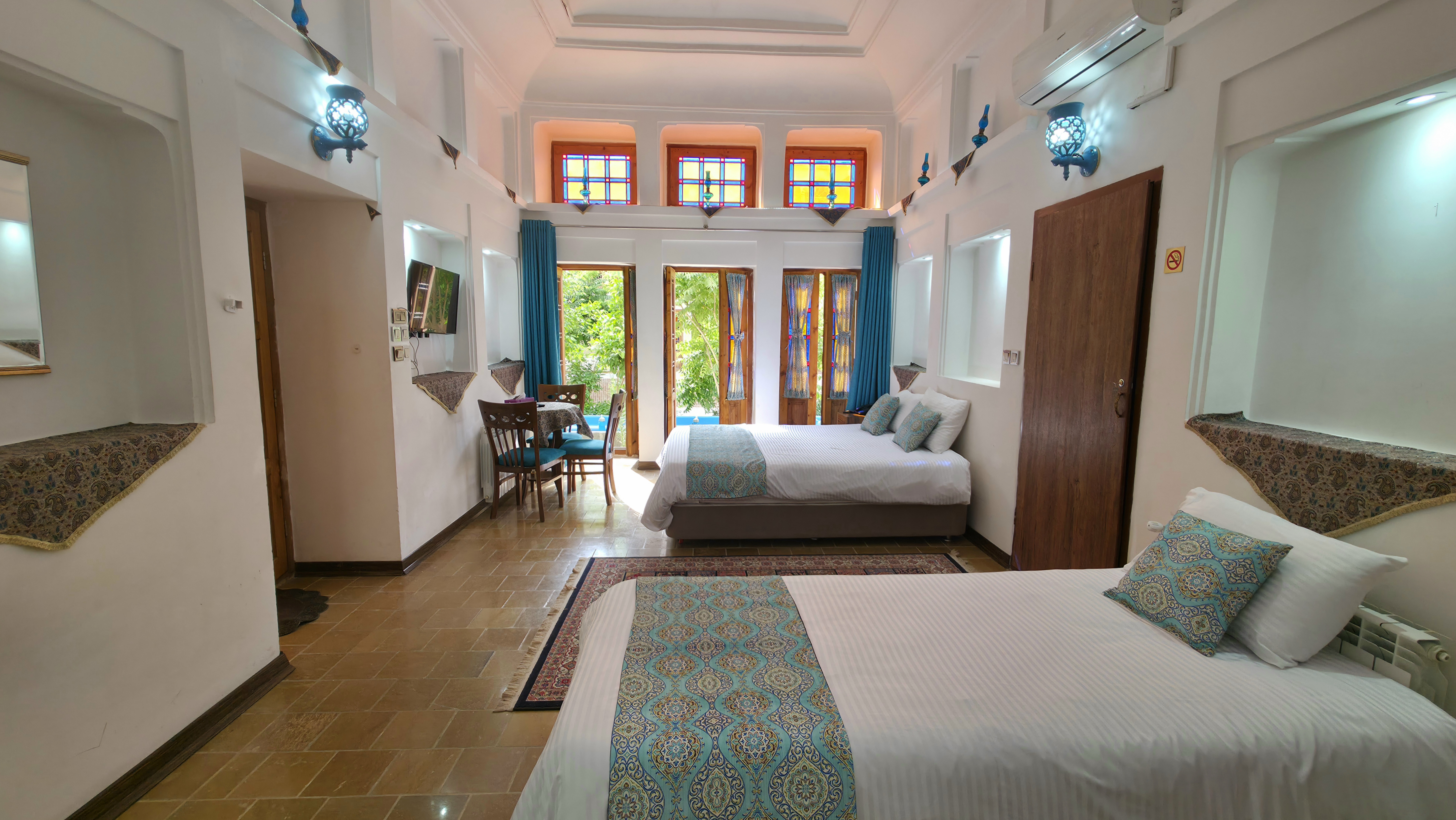 Malamir Hotel