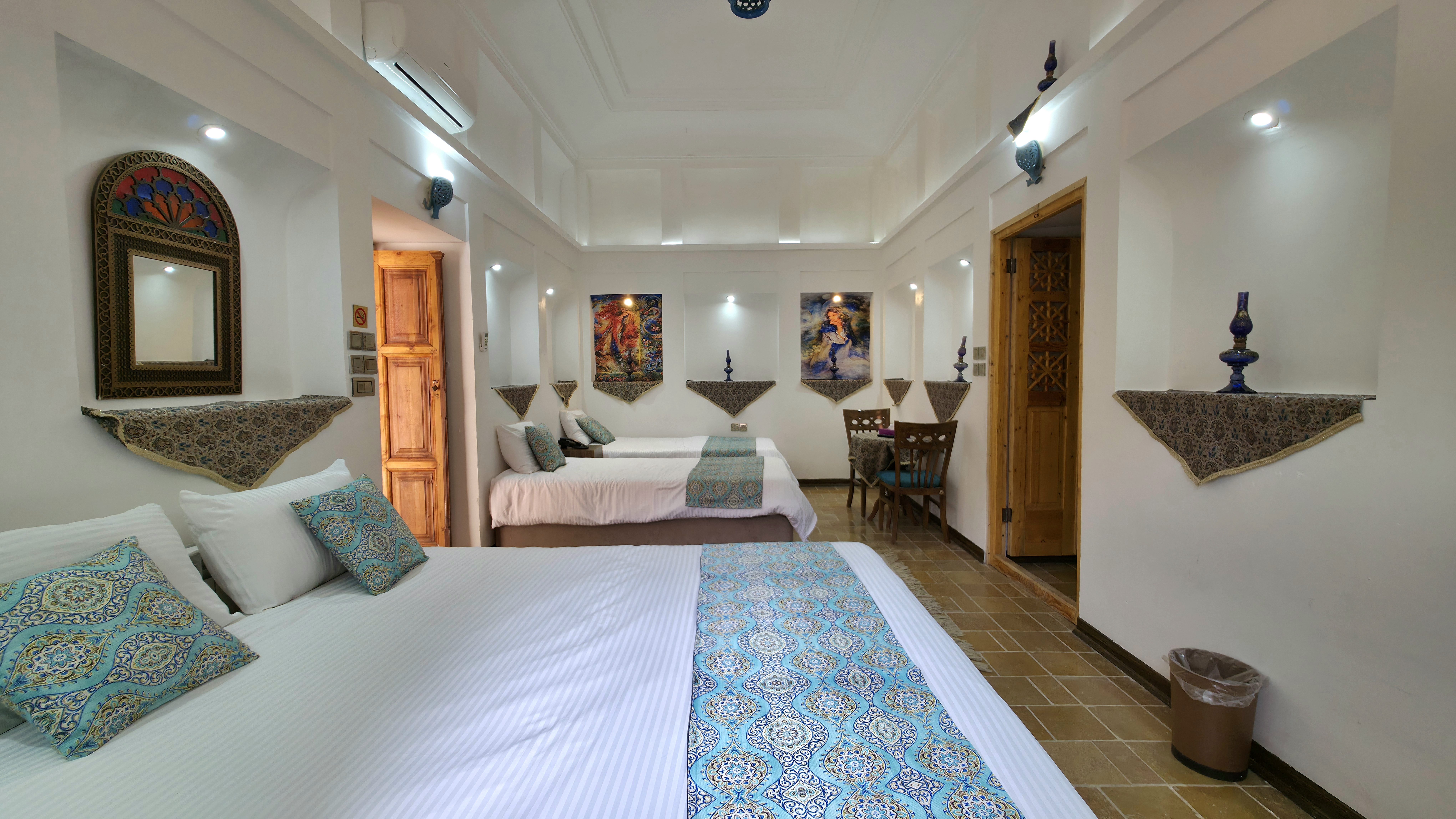 Malamir Hotel