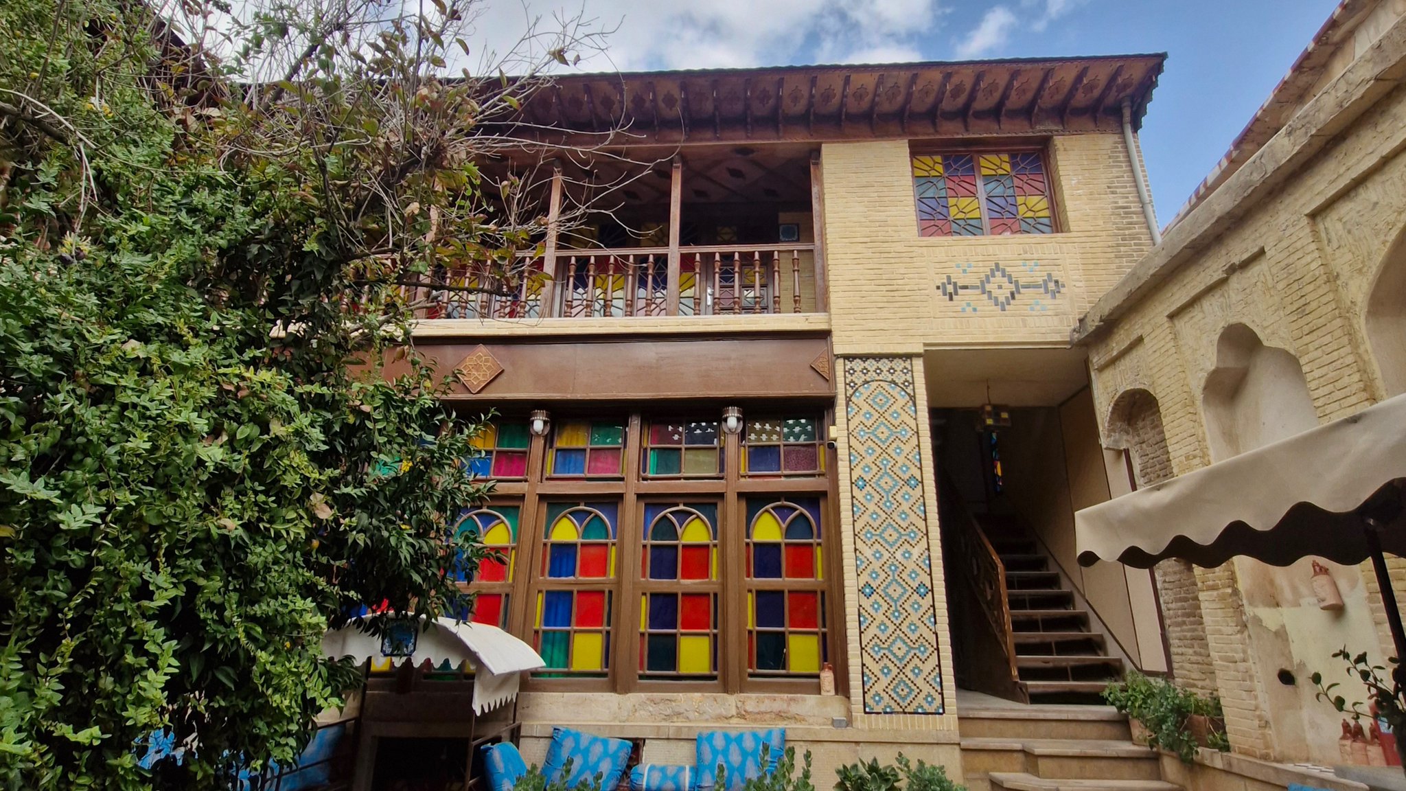 هتل سنتی نیایش شیراز فضای داخلی هتل