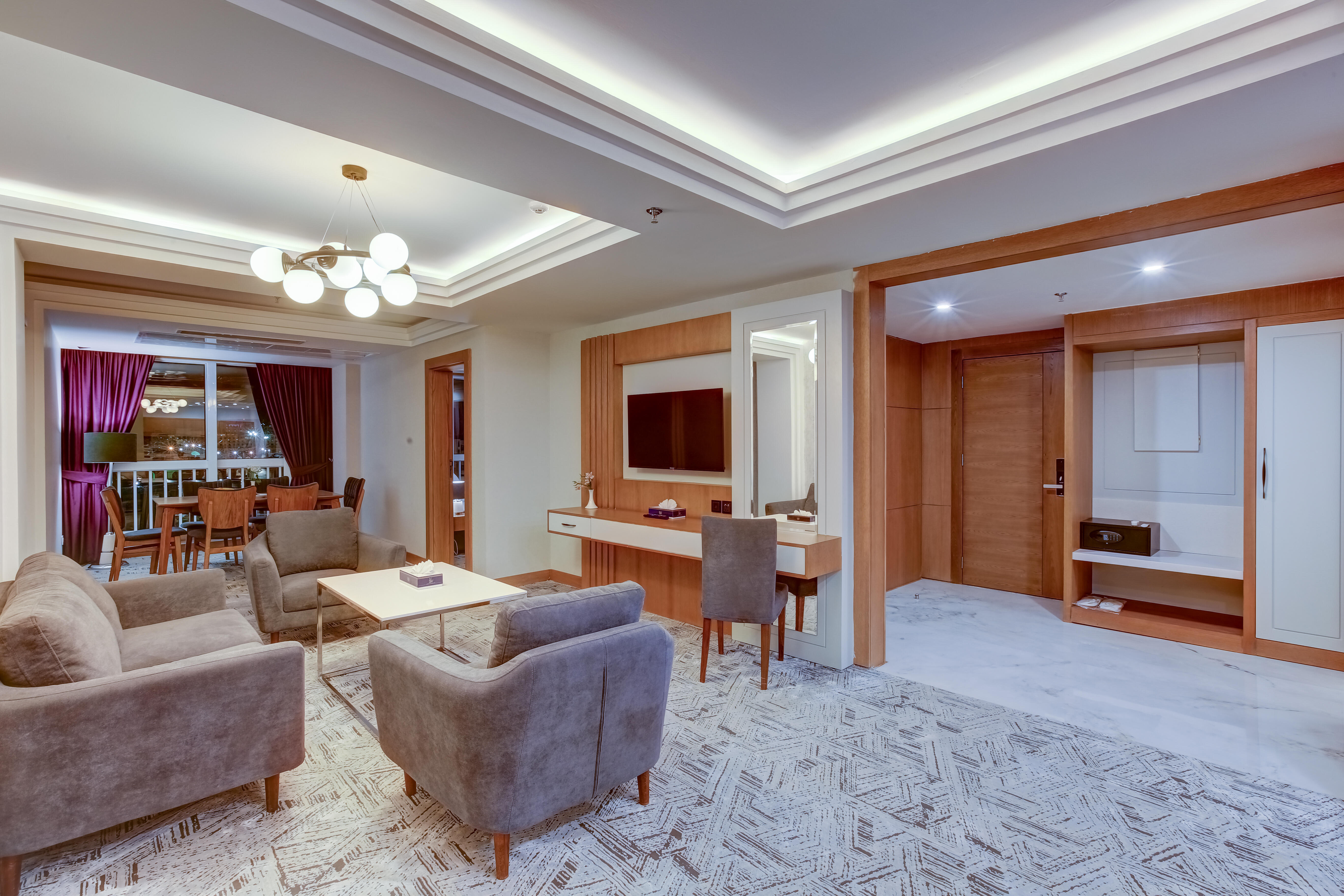Khursheed-e-Hashtom Rauf Kowsar Hotel