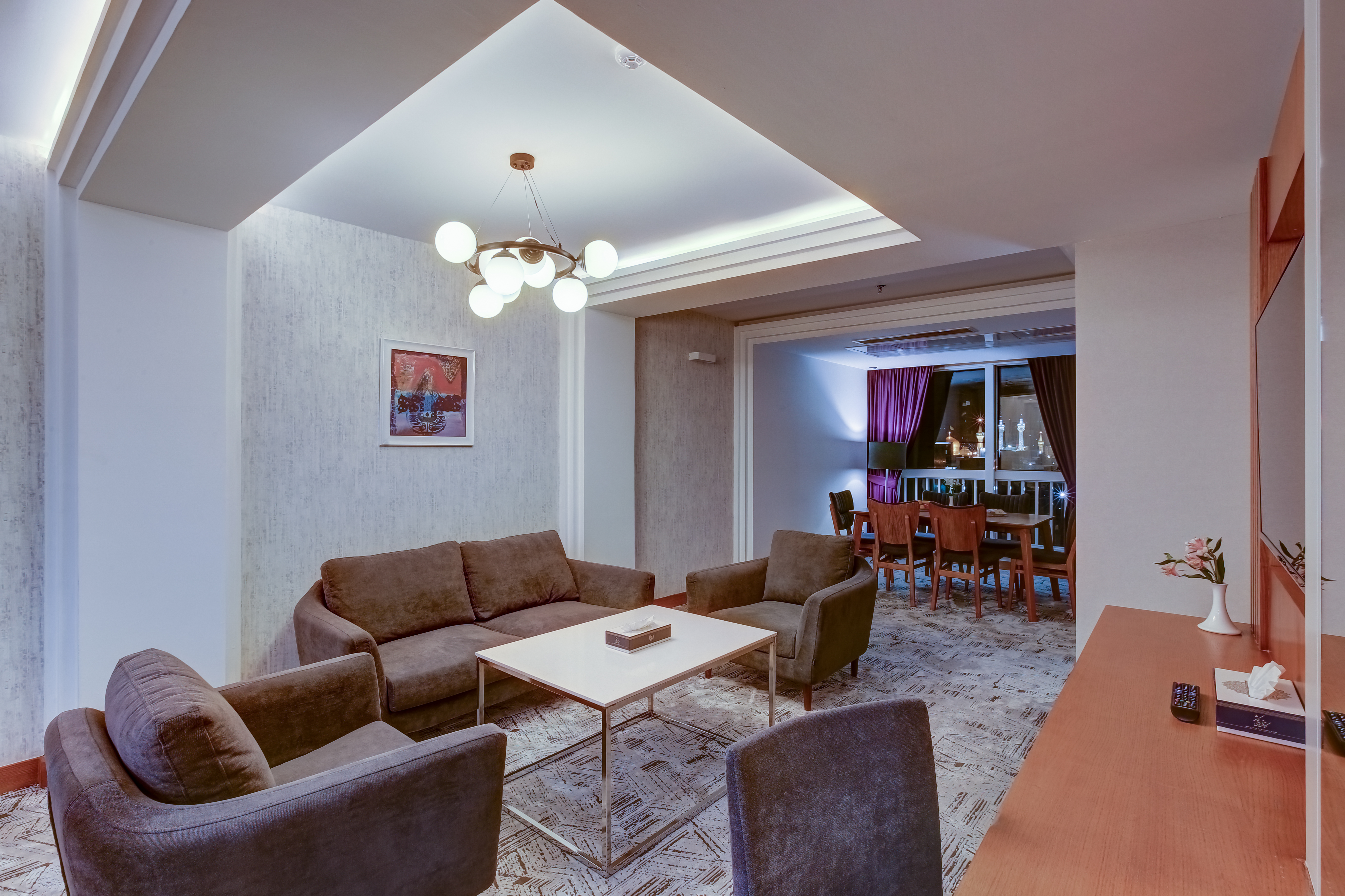 Khursheed-e-Hashtom Rauf Kowsar Hotel