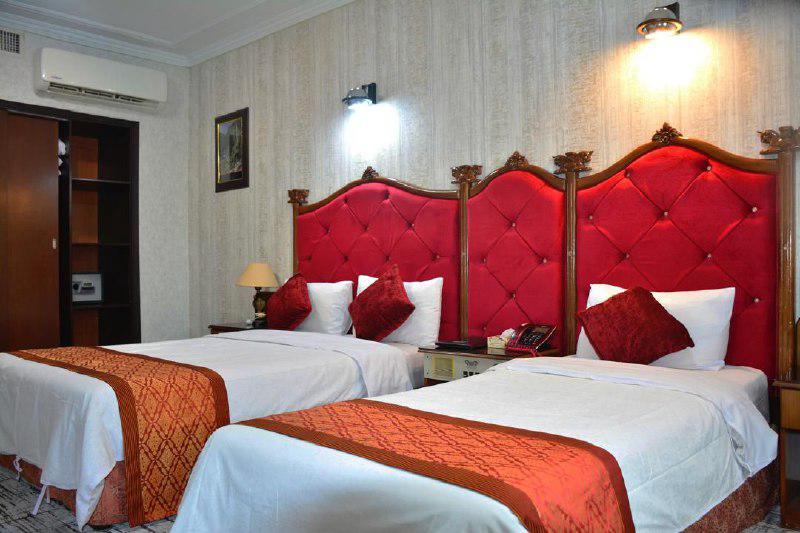 Persepolis Hotel