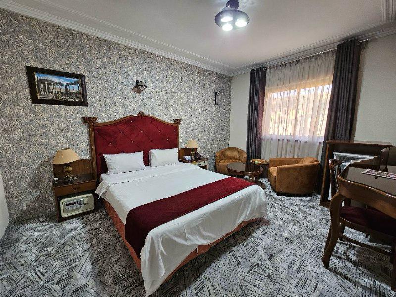 Persepolis Hotel