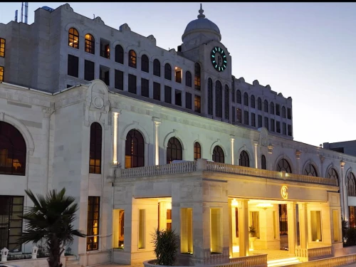 Rose Grand Hotel 