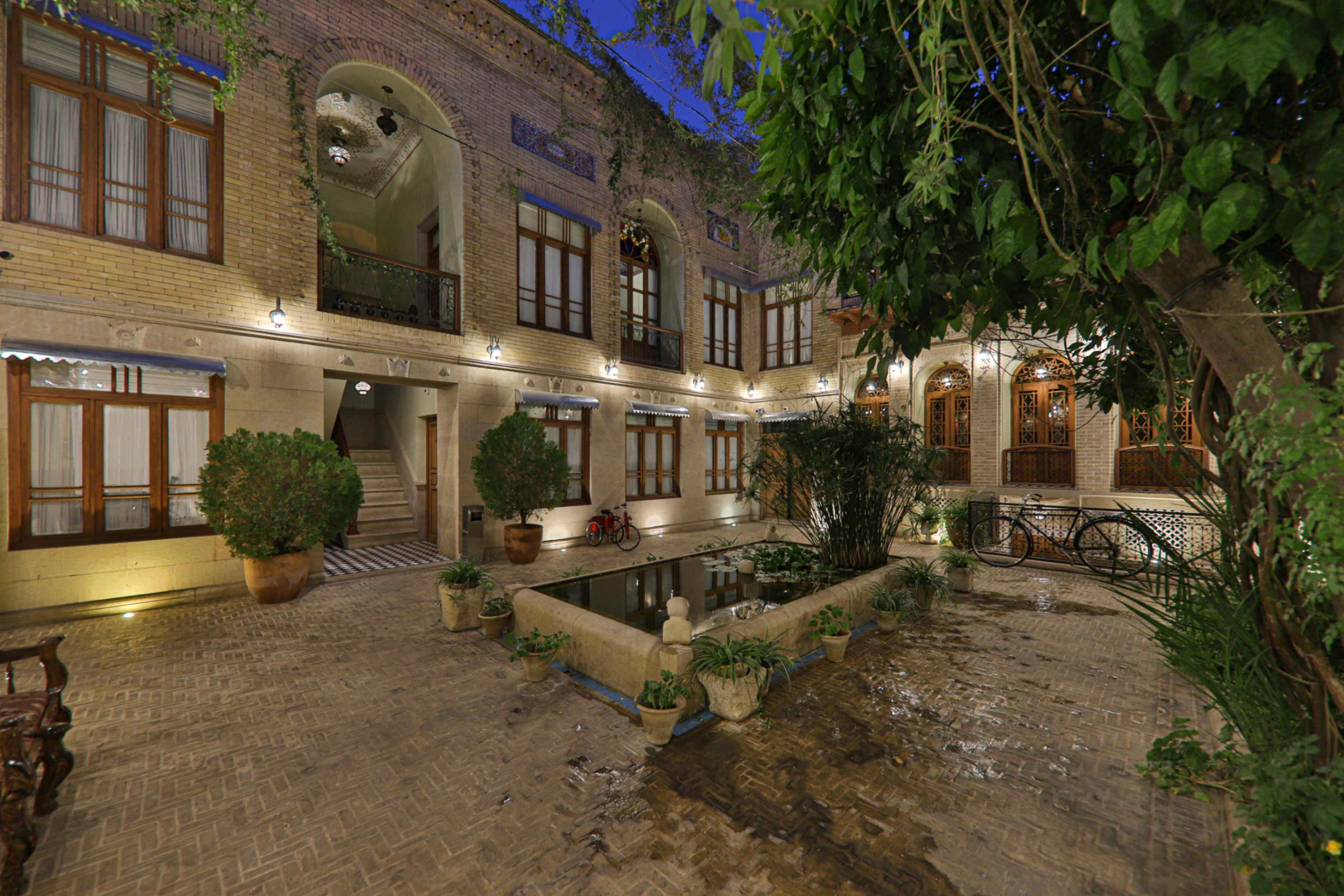 Farhadi House, Shiraz