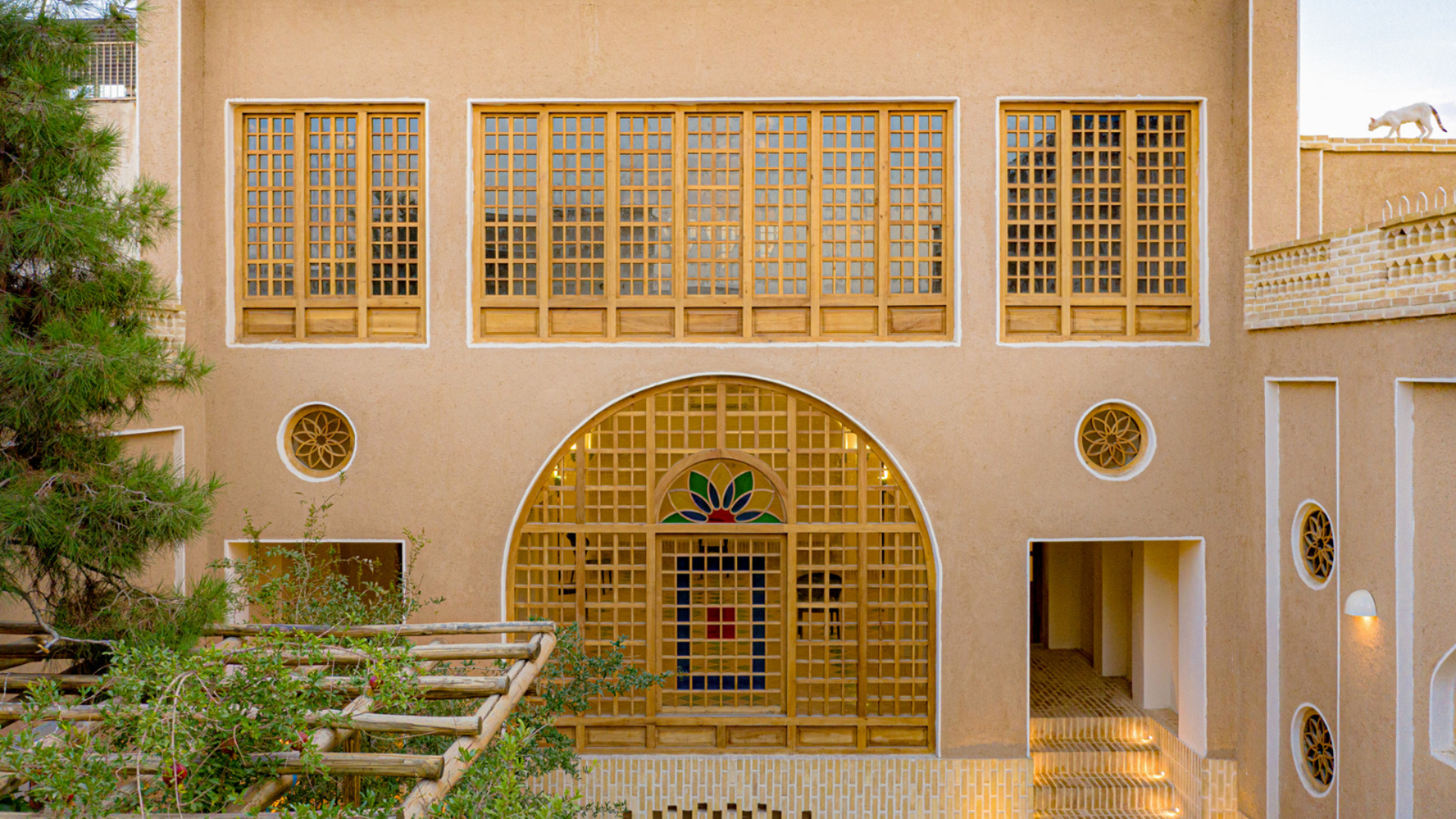 Dalan Jahan, Isfahan