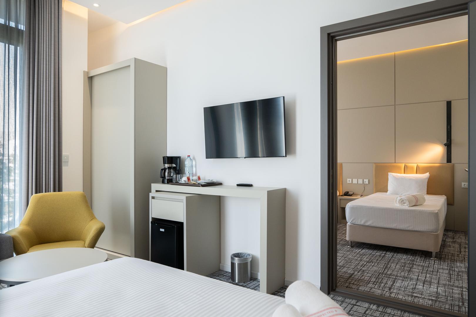 هتل رونیاس شیراز فضای داخلی اتاق‌ها