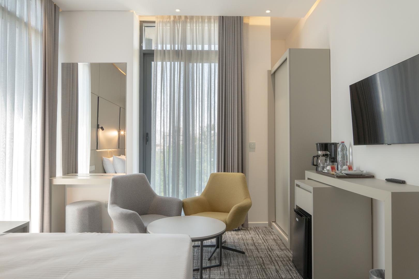 هتل رونیاس شیراز فضای داخلی اتاق‌ها