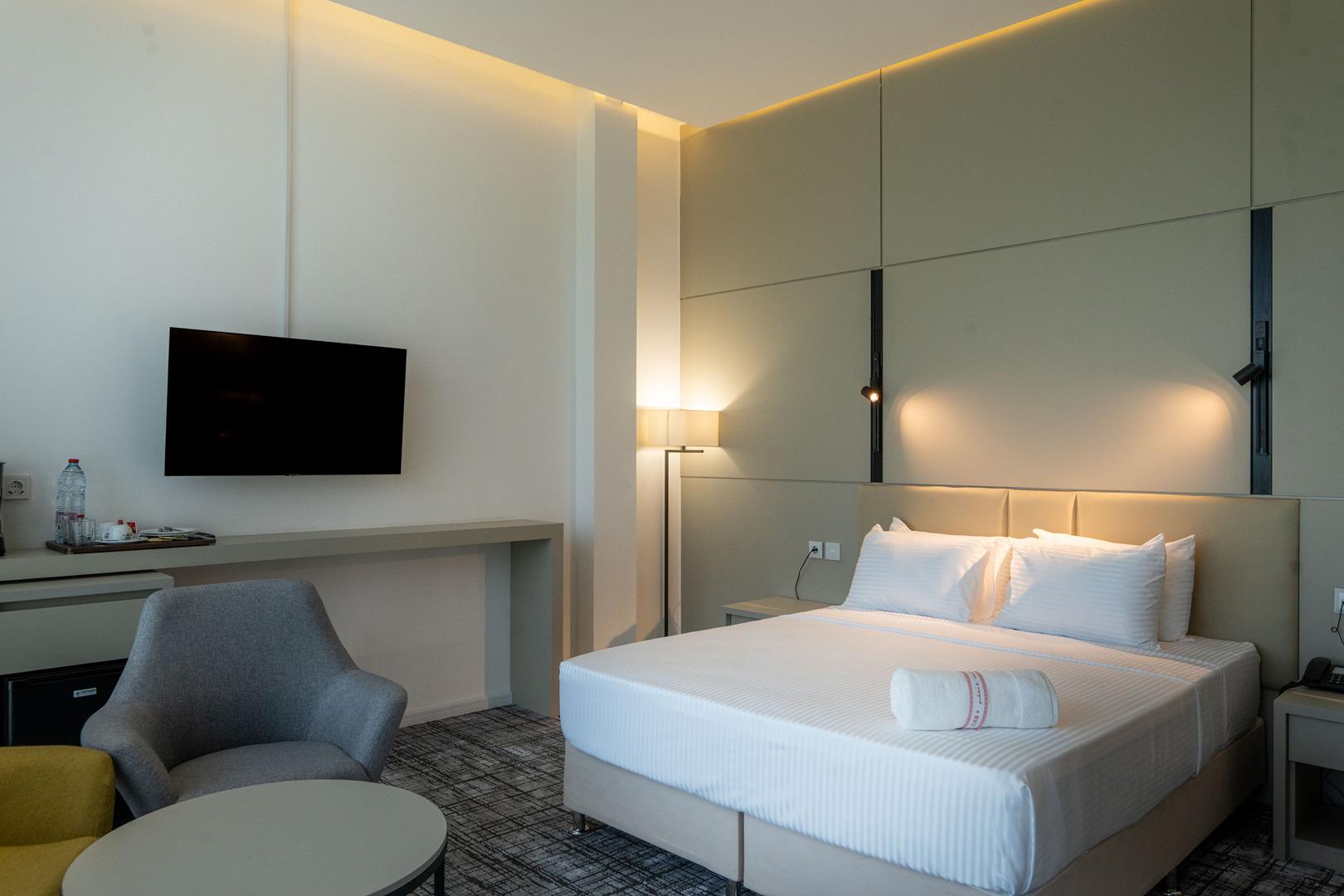 هتل رونیاس شیراز فضای داخلی اتاق‌ها