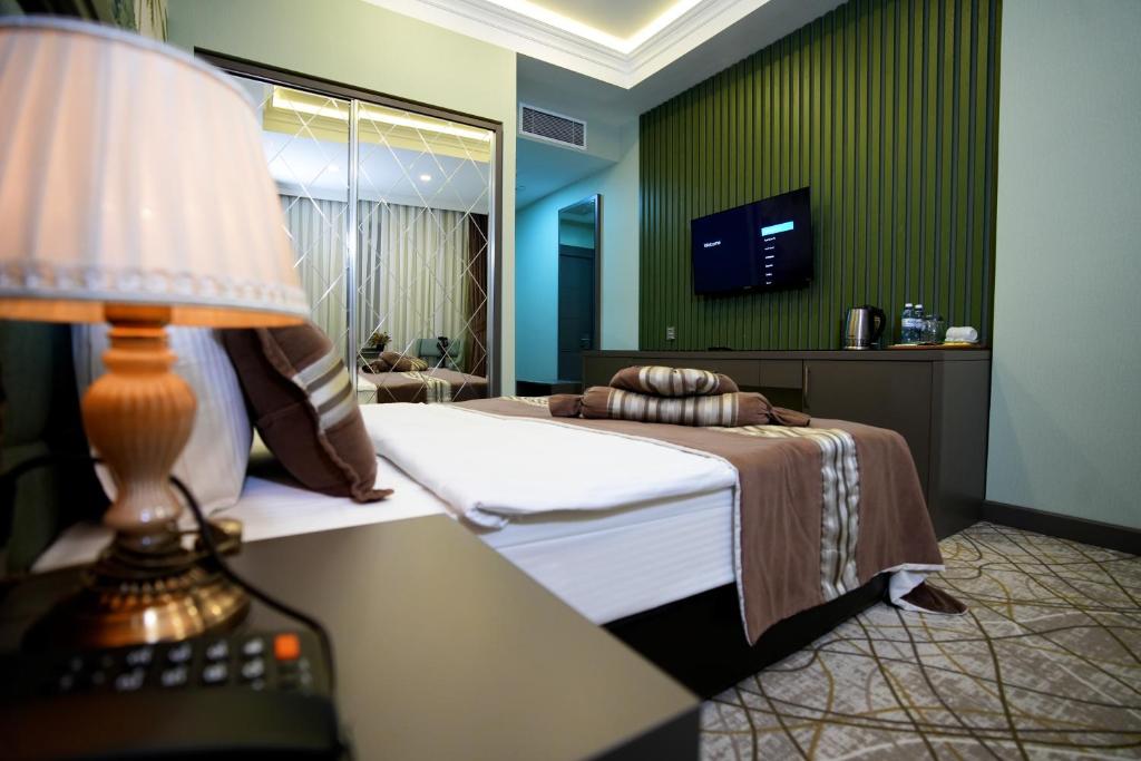 Atlas hotel van