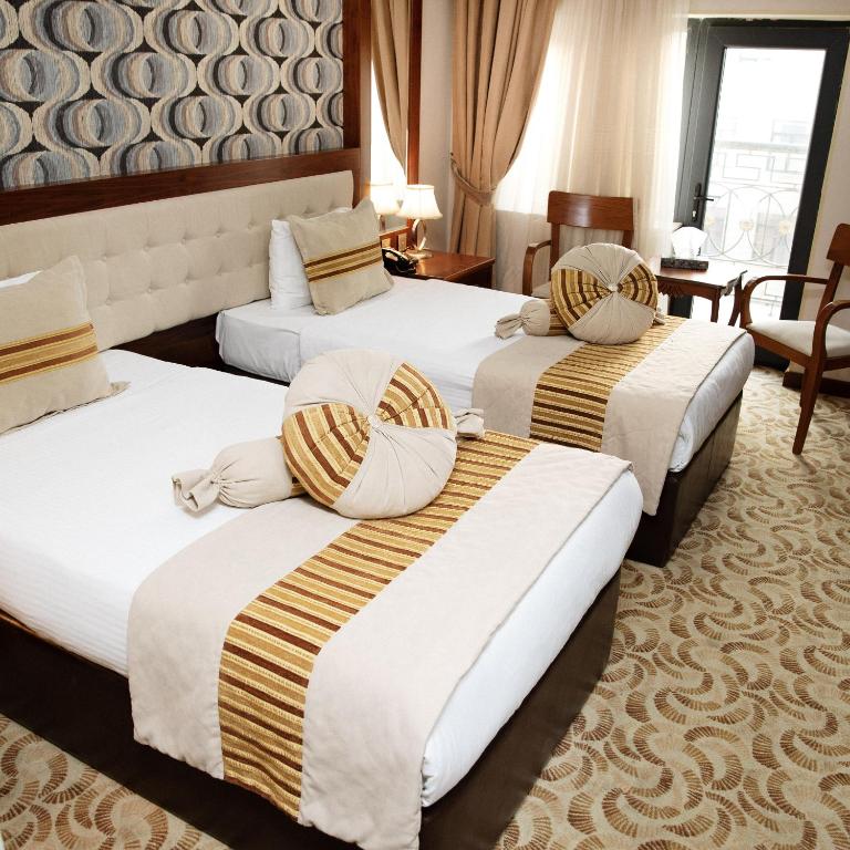 Atlas hotel van