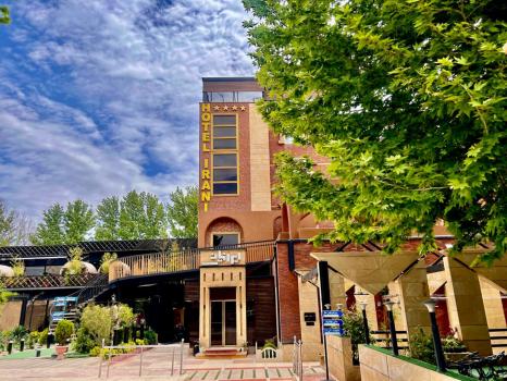 هتل ایرانیان قزوین هتل ایرانیان قزوین نمای بیرونی