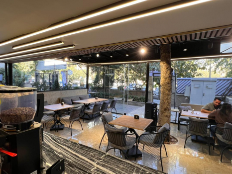 هتل ورزش تهران کافی‌شاپ