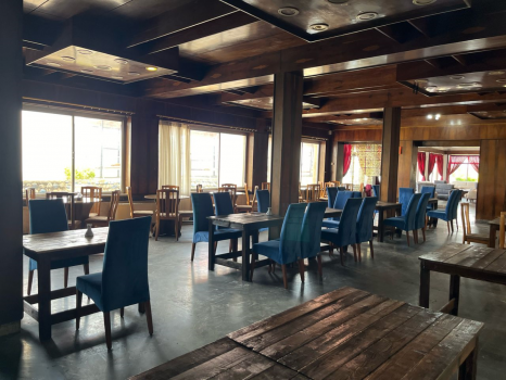 هتل بزرگ کادوسان بندر انزلی فضای داخلی هتل