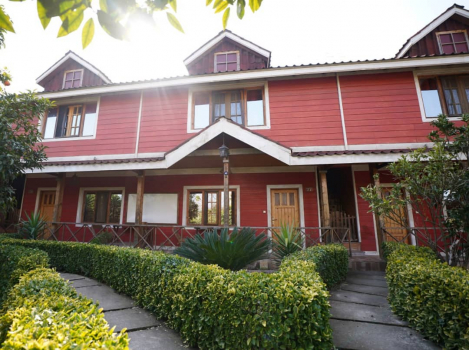 هتل ماندگار لنگرود نمای بیرونی