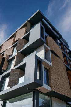 هتل رونیاس شیراز نمای بیرونی